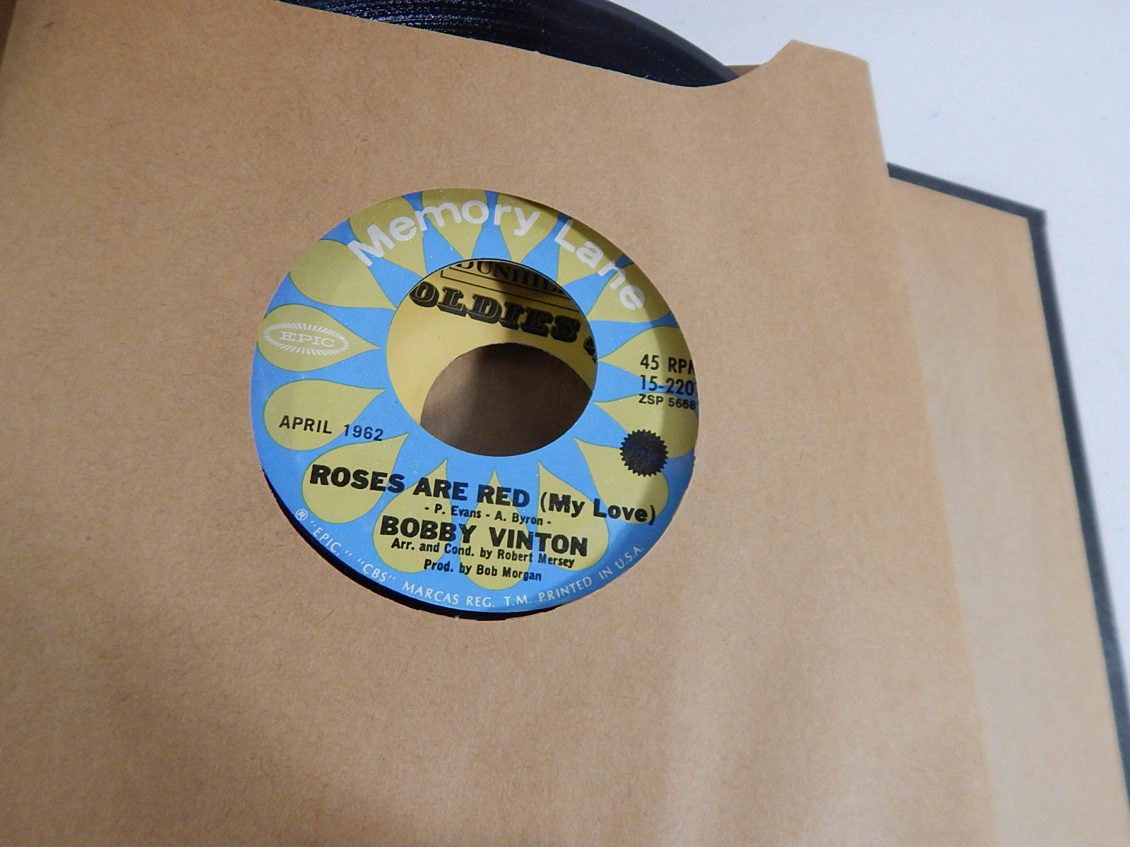 1950s/60s Rock, R&B, Pop 45 RPM Record Albums with Otis Redding, Johnny Cash