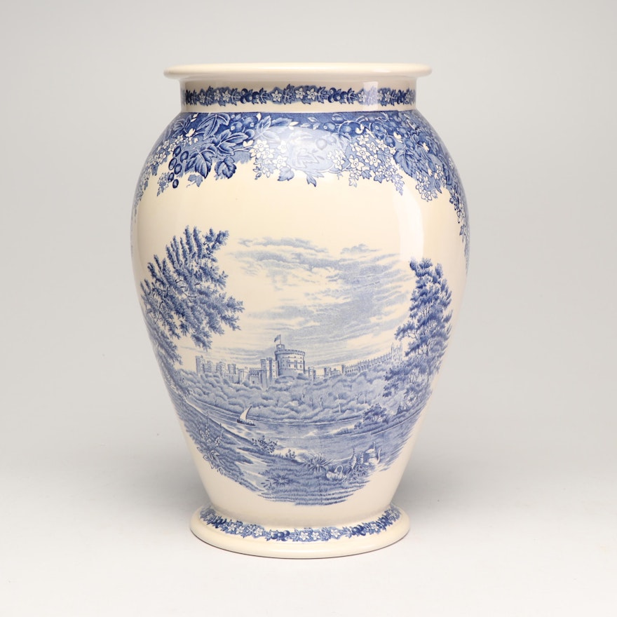 Wedgwood Queen's Ware "Windsor Castle" Vase