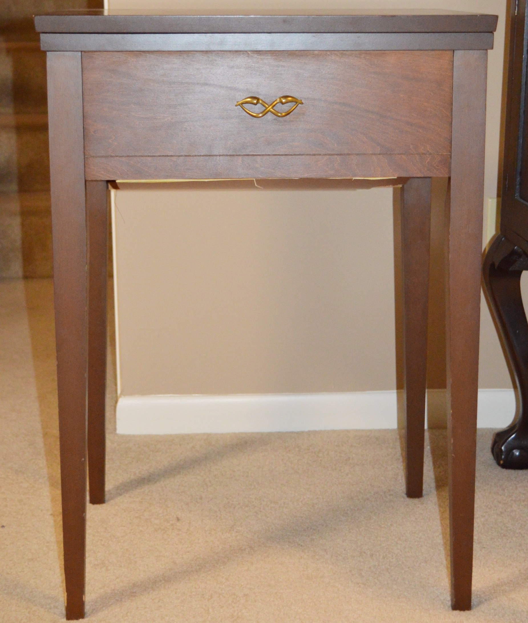 Janome New Home Double Daty Sewing Machine with Cabinet