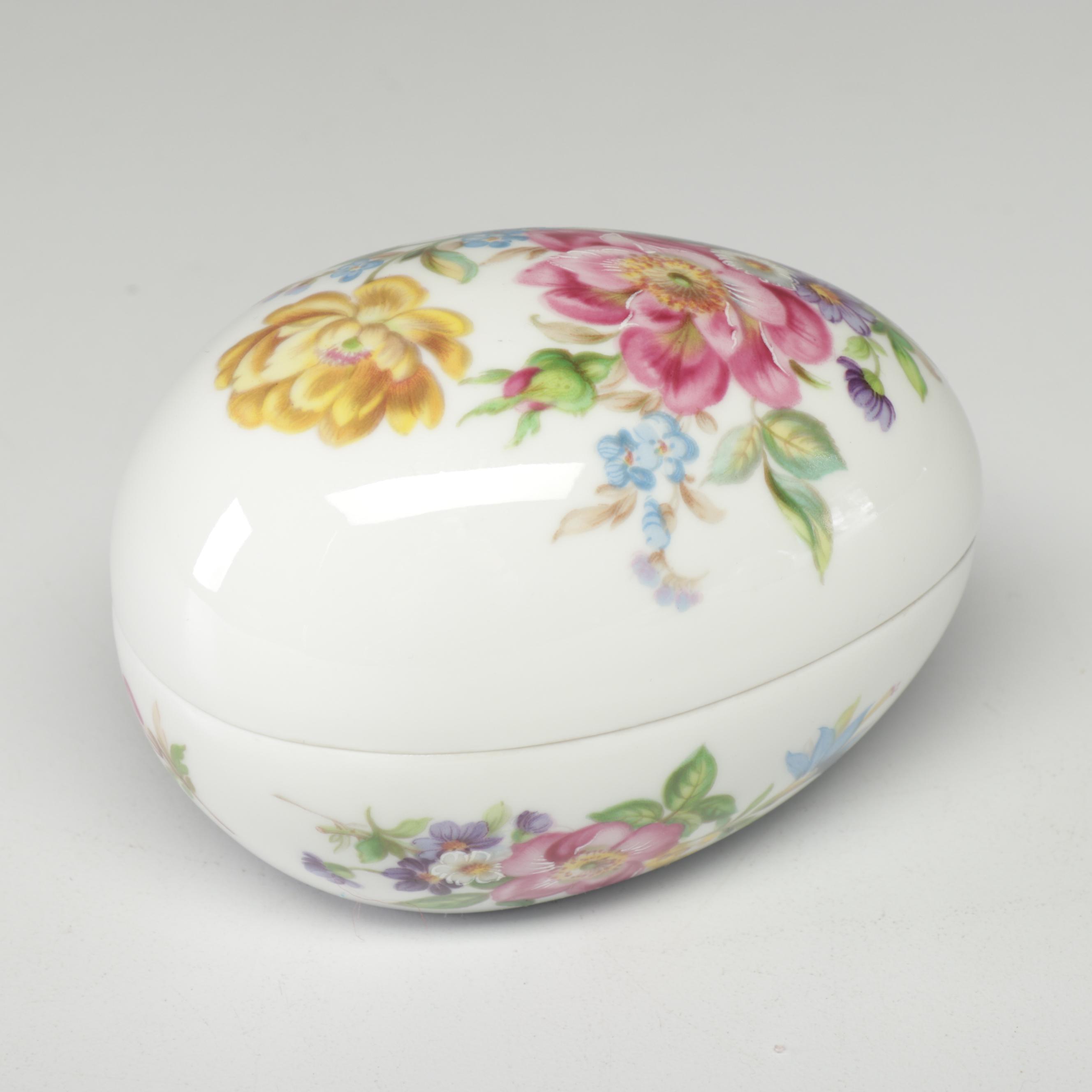 Hand-Painted Limoges Porcelain Decor Including Haviland Trinket Dish