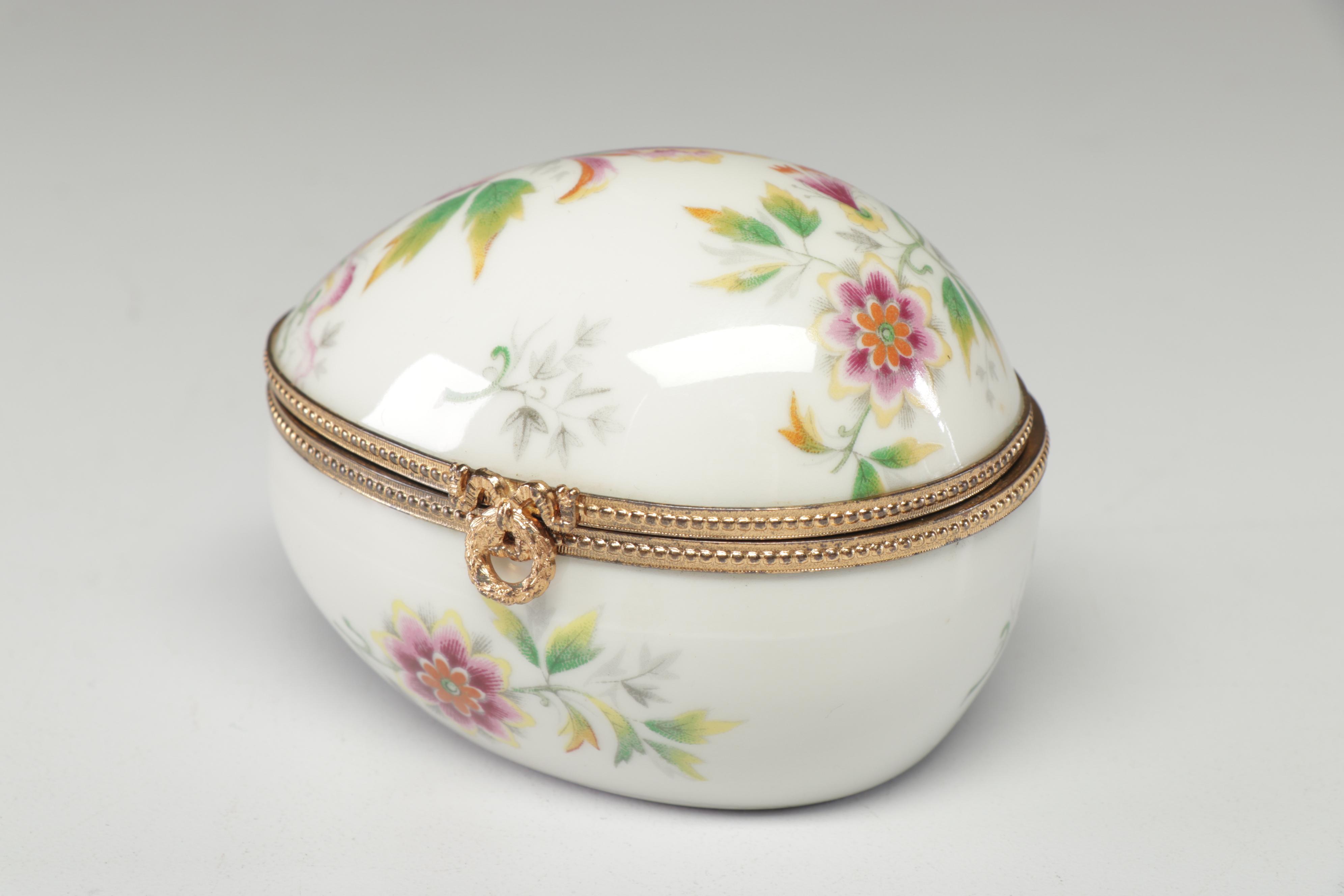 Hand-Painted Limoges Porcelain Decor Including Haviland Trinket Dish