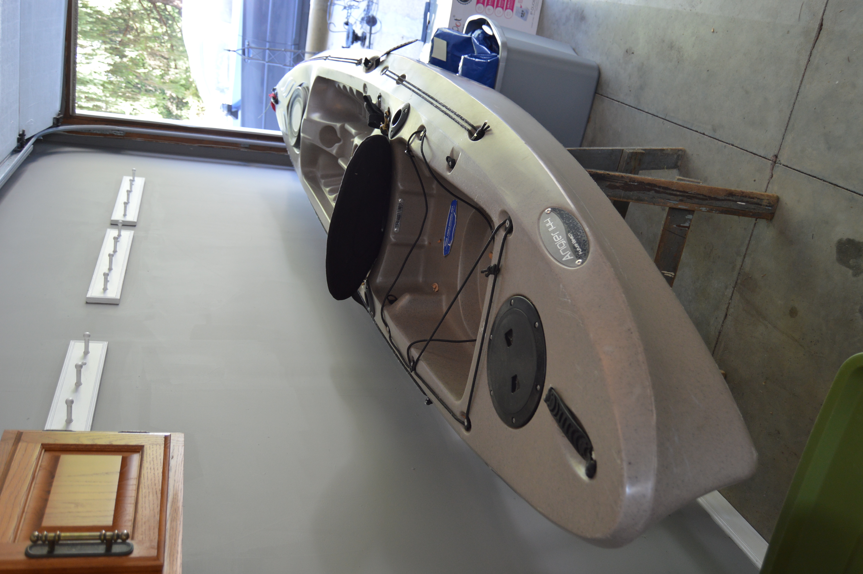 Angler 144 Future Beach Kayak with Field & Stream Paddles