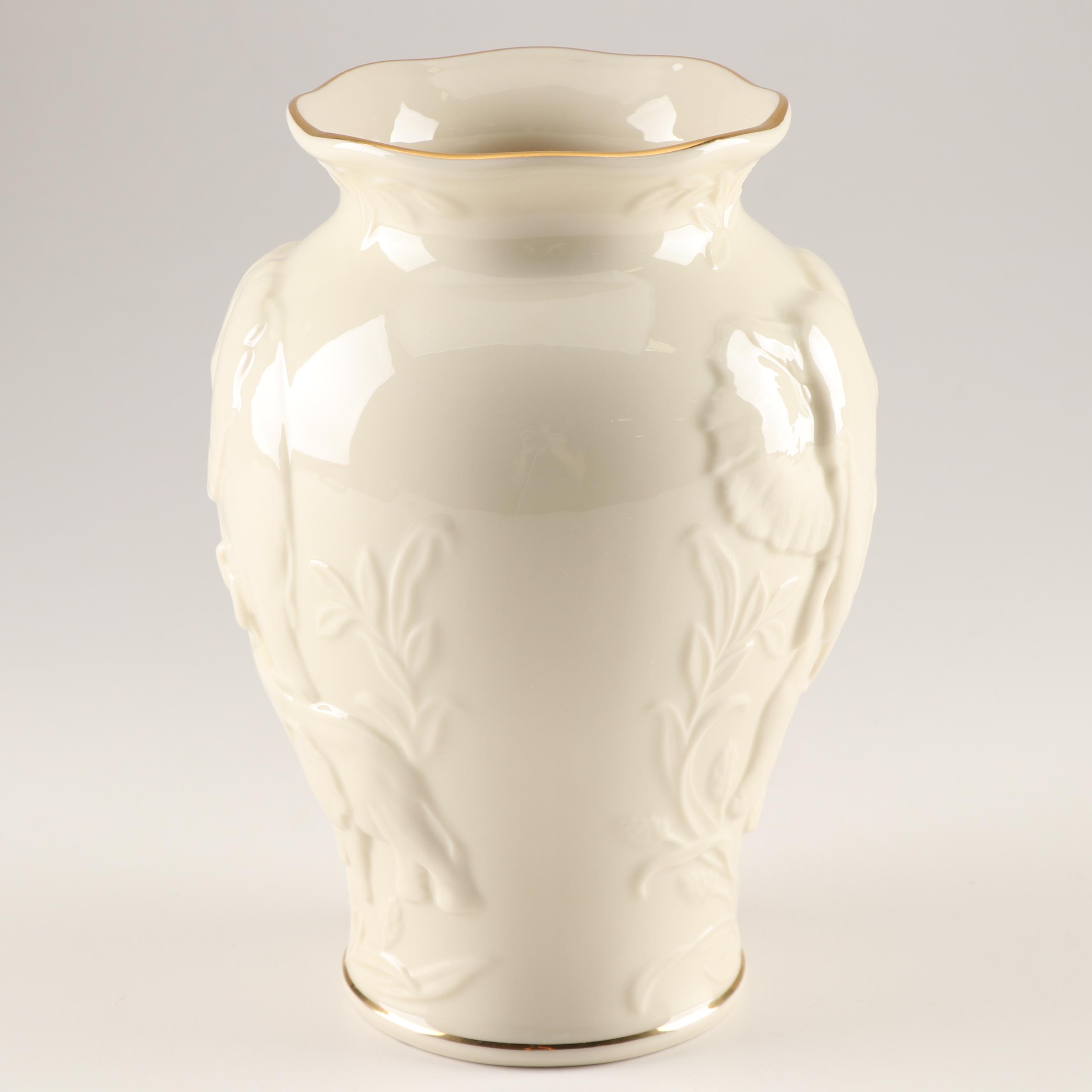 Lenox "Nature's Majesty" Elephant Vase