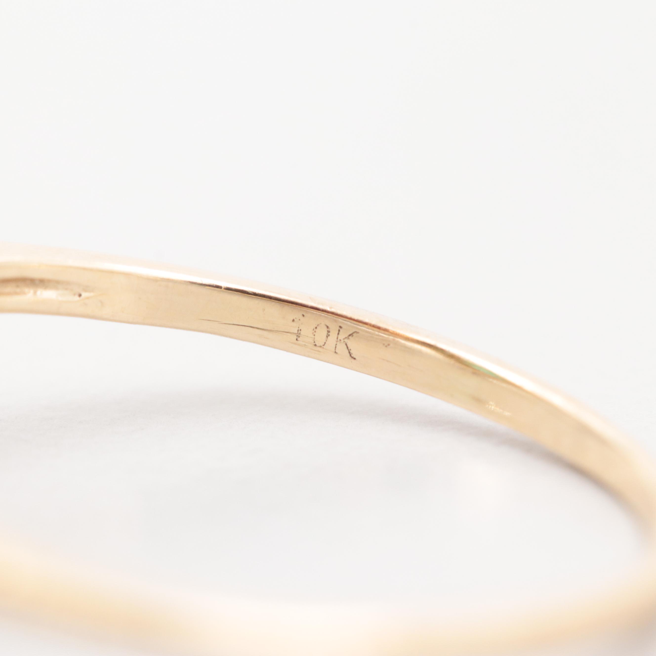 10K Yellow Gold Emerald and Diamond Ring