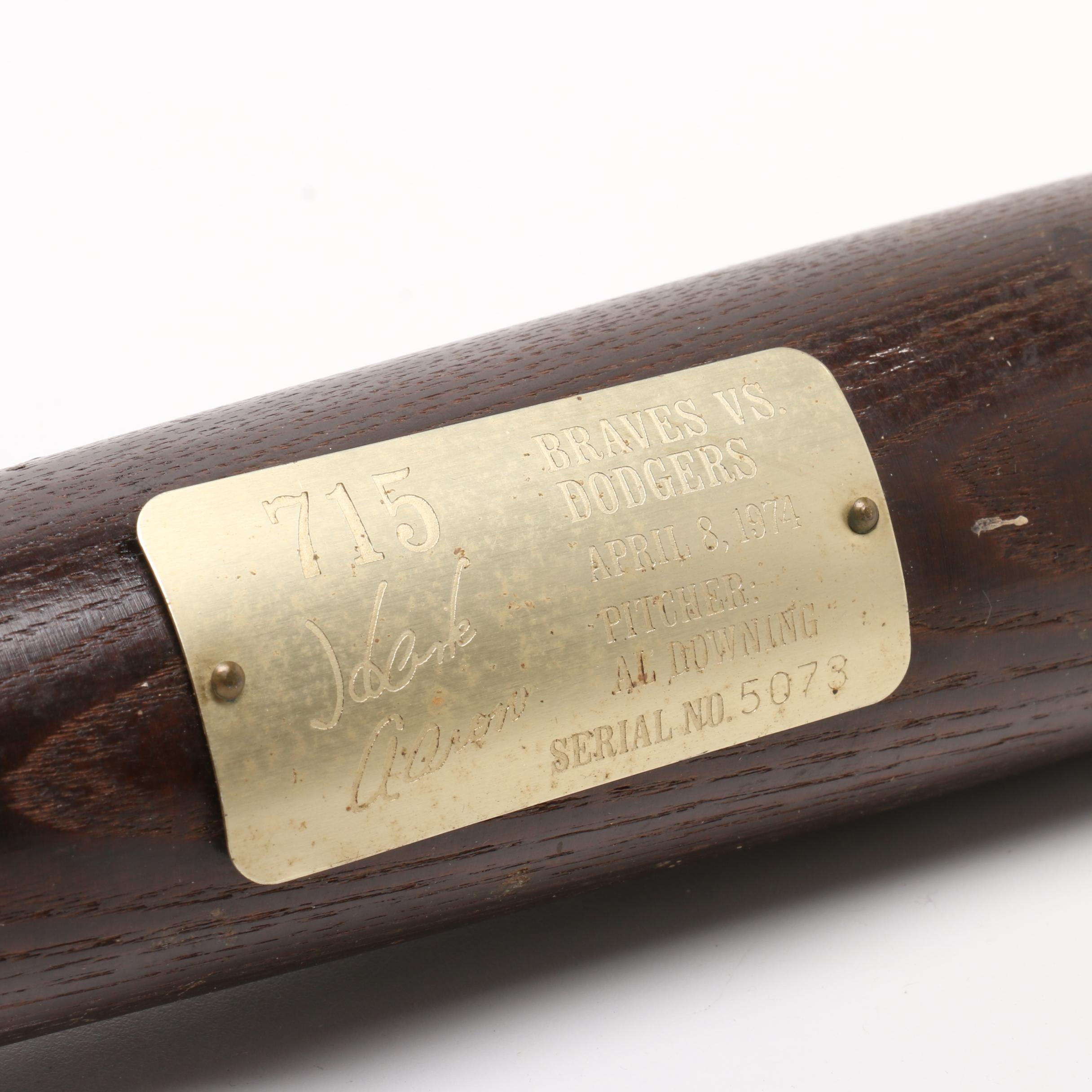 Hank Aaron Hillerich & Bradsby Magnavox Commemorative Baseball Bat