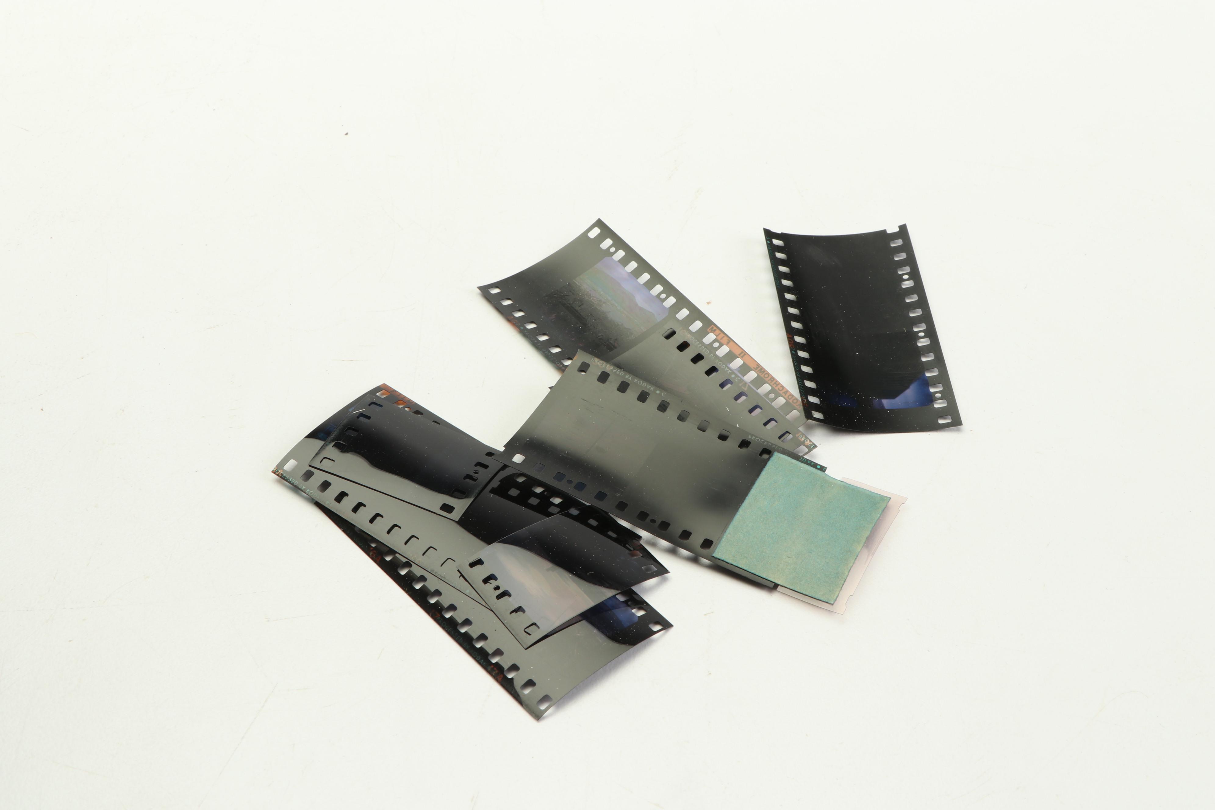 Mid-Century TDC Vivid Slide Projector with Kodak Stereo Transparencies