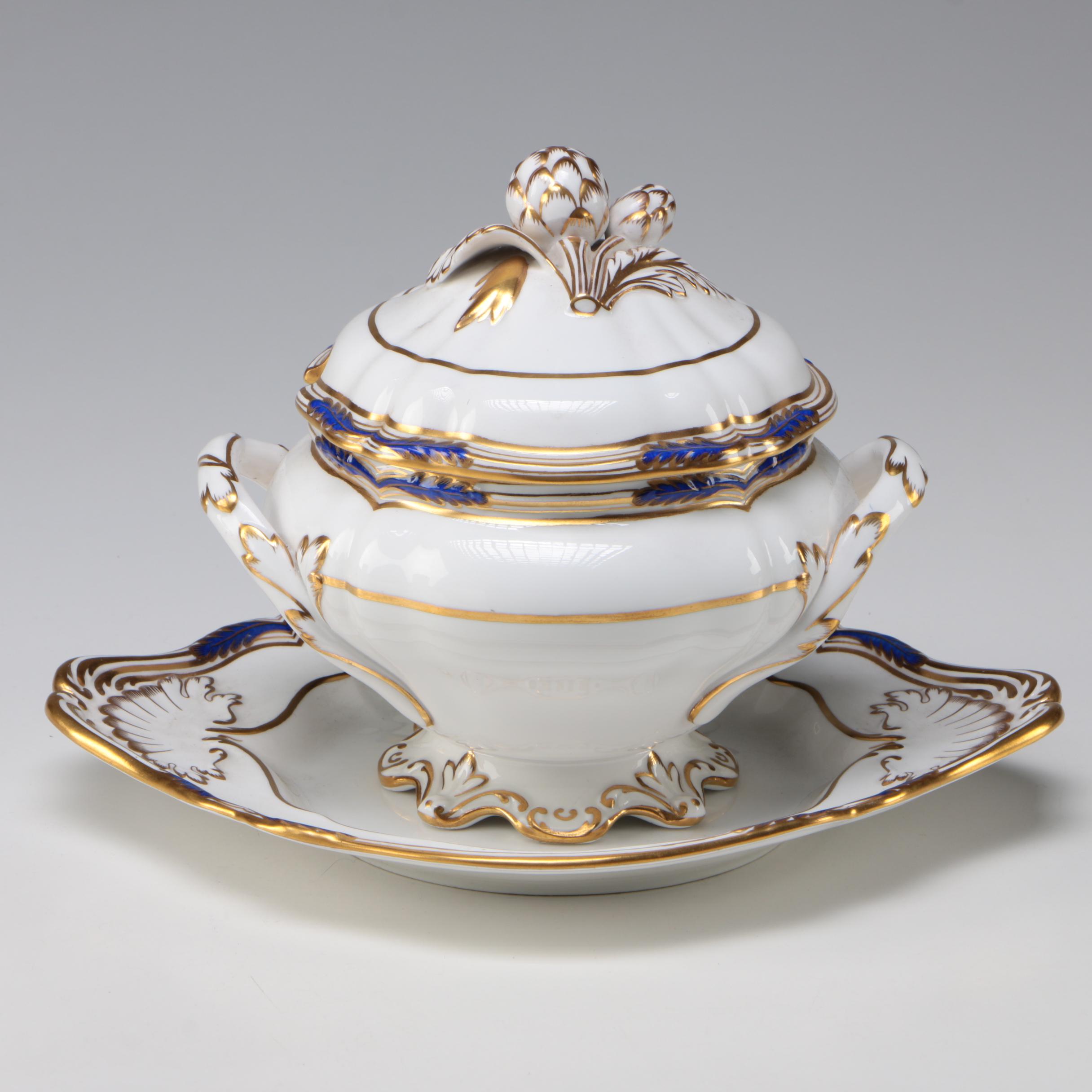 Copeland Spode "Stafford Blue Leaf" Porcelain Tureen with Underplate, 1966-1971