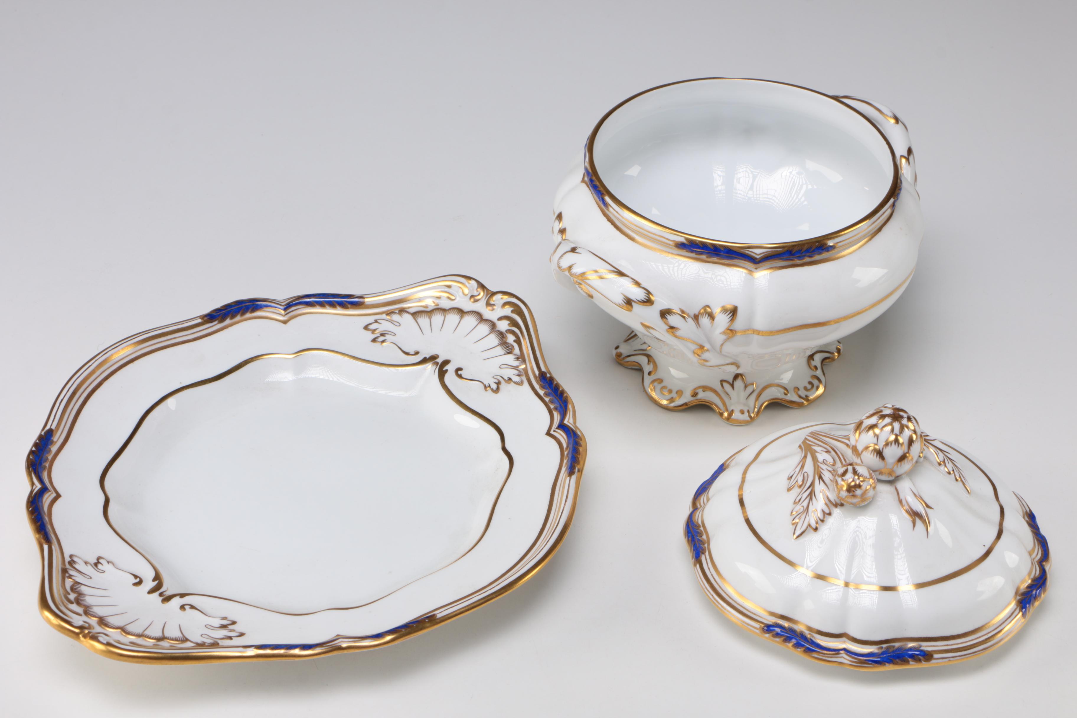 Copeland Spode "Stafford Blue Leaf" Porcelain Tureen with Underplate, 1966-1971