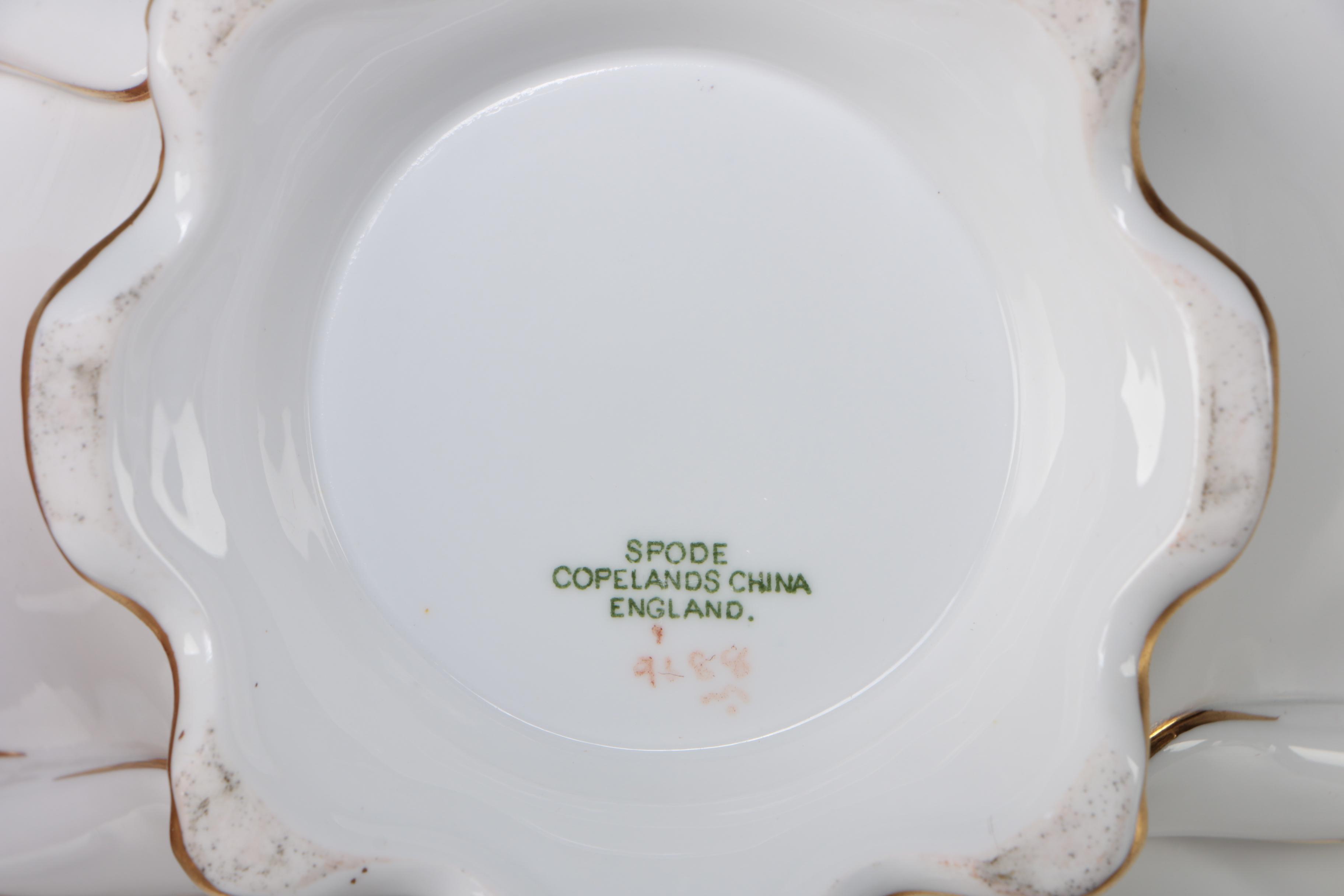 Copeland Spode "Stafford Blue Leaf" Porcelain Tureen with Underplate, 1966-1971