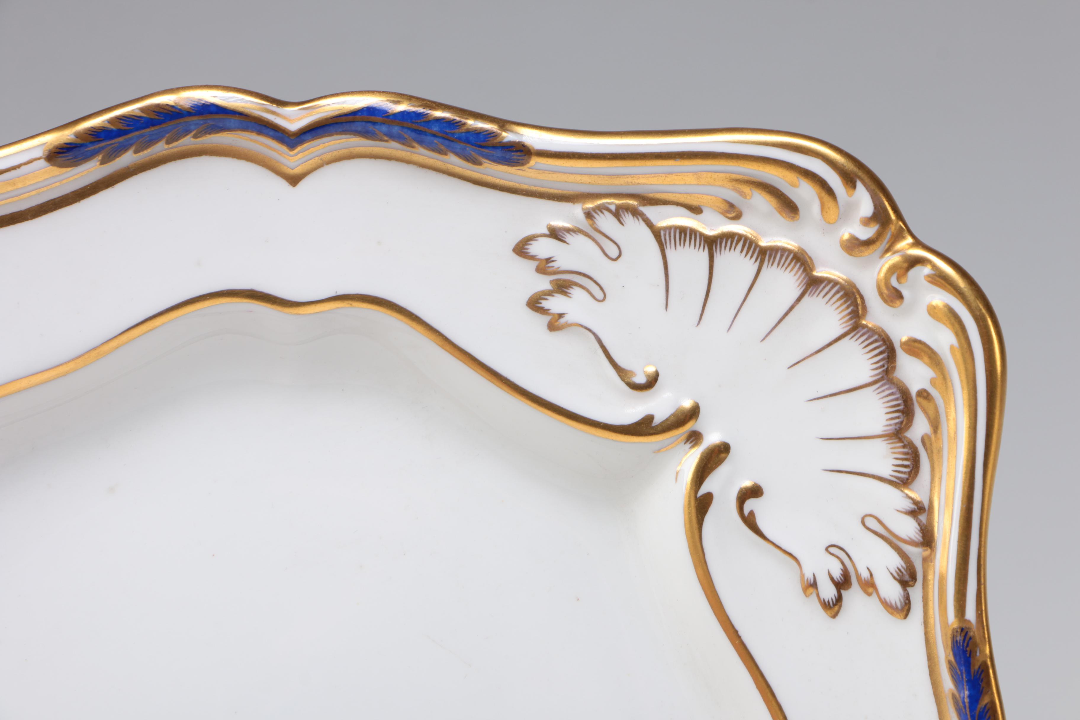 Copeland Spode "Stafford Blue Leaf" Porcelain Tureen with Underplate, 1966-1971