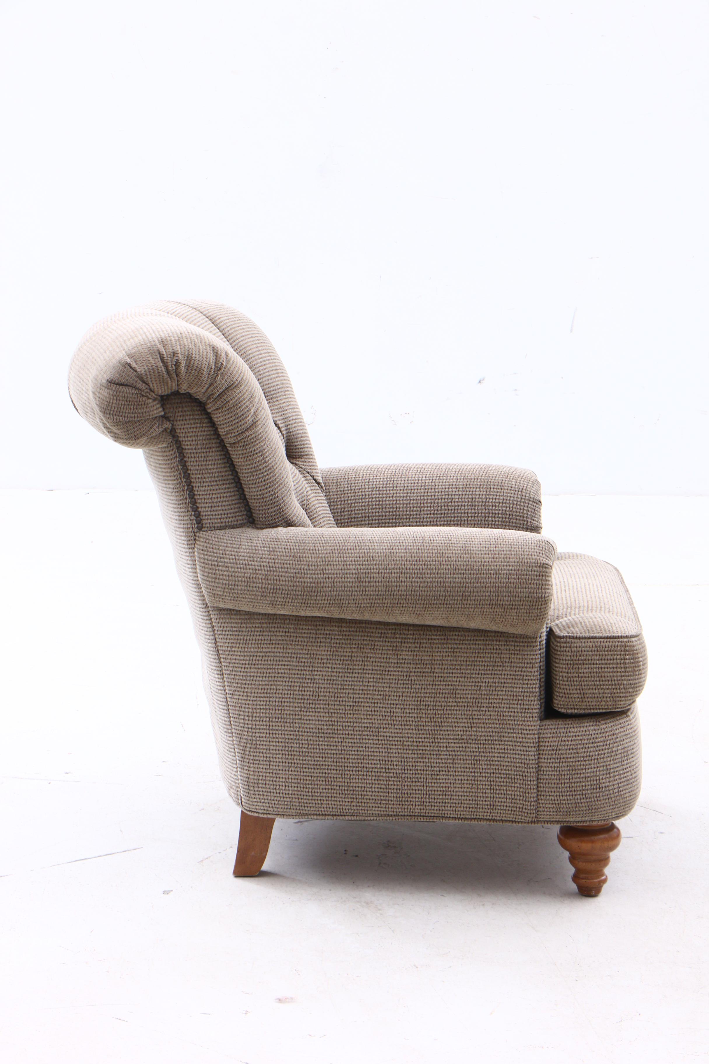 Contemporary Upholstered Button Tufted Arm Chair with Ottoman by Flexsteel