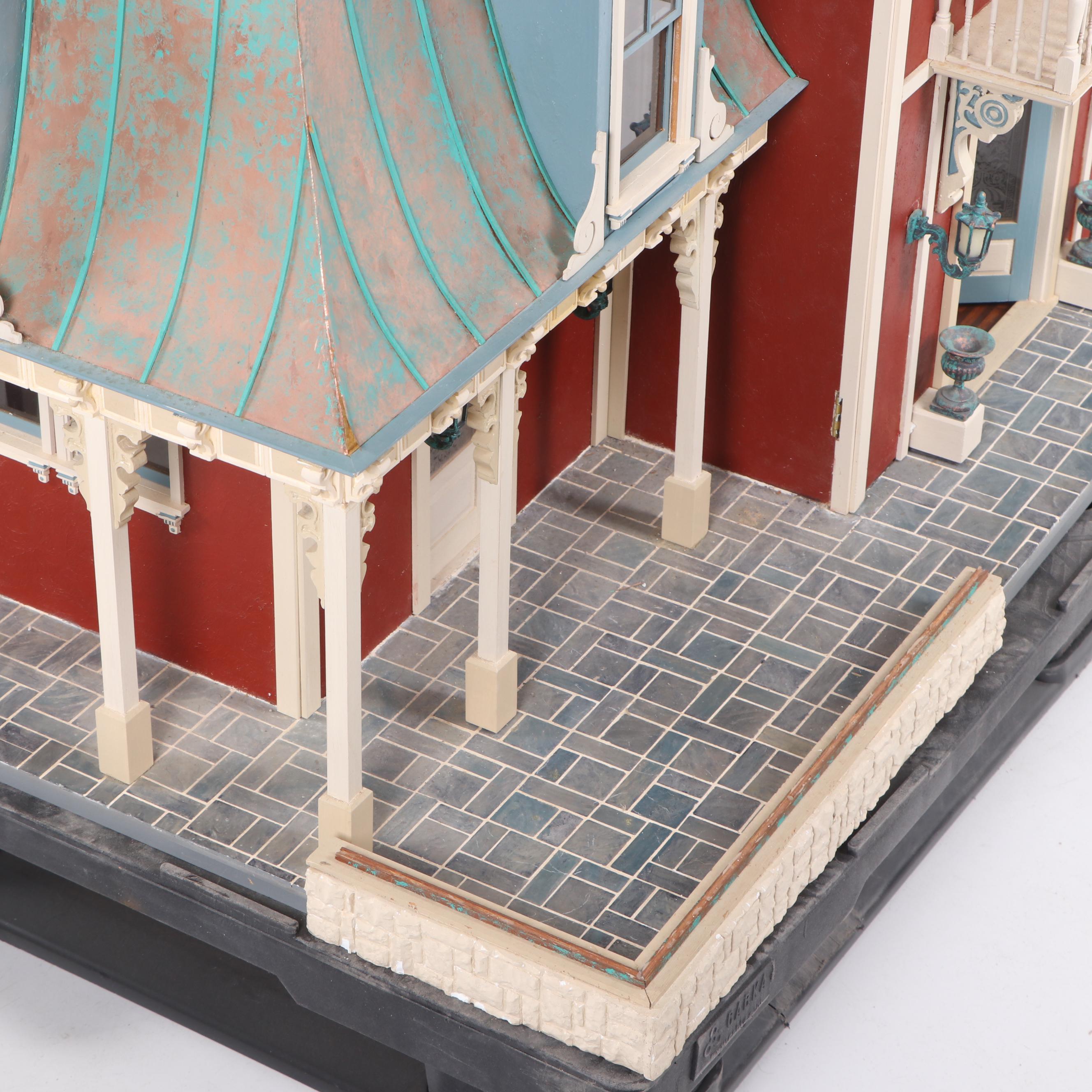 Lawbre "Glen Cove Villa" Scale Miniature Dollhouse