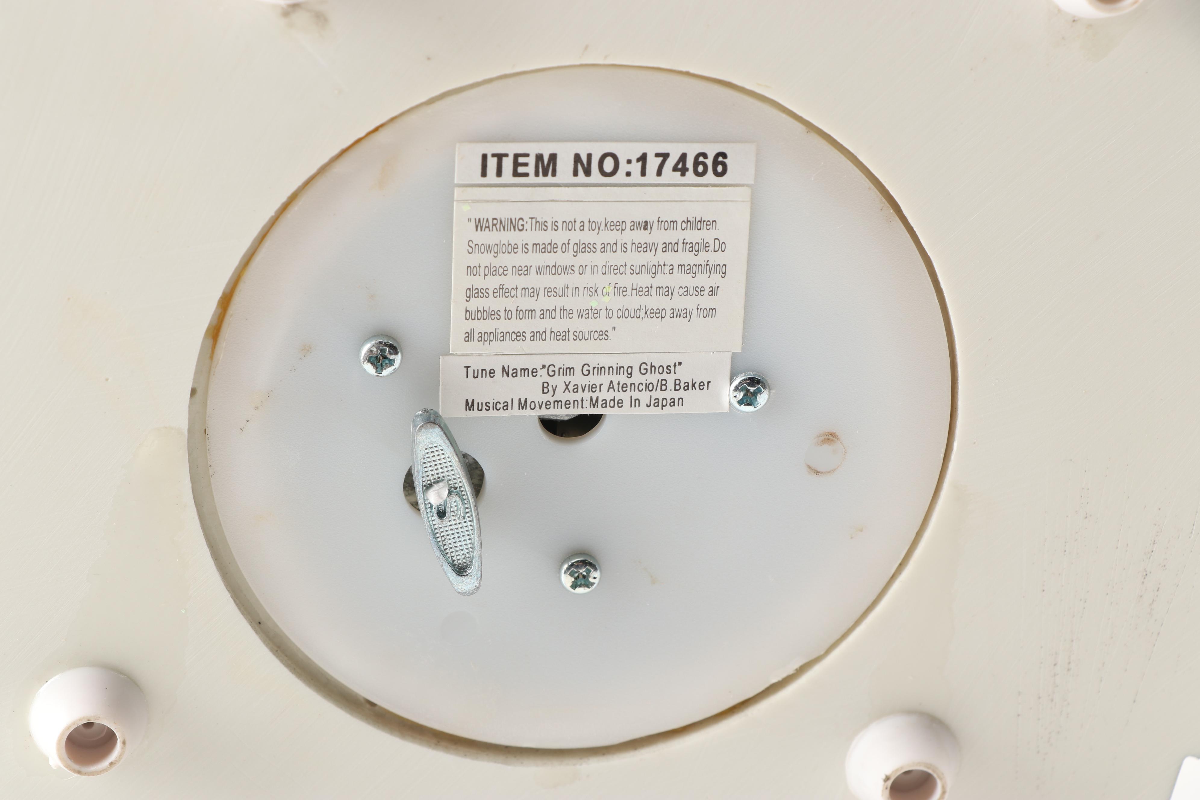 Disney "Villains" Musical "Grim Grinning Ghost" Snowglobe