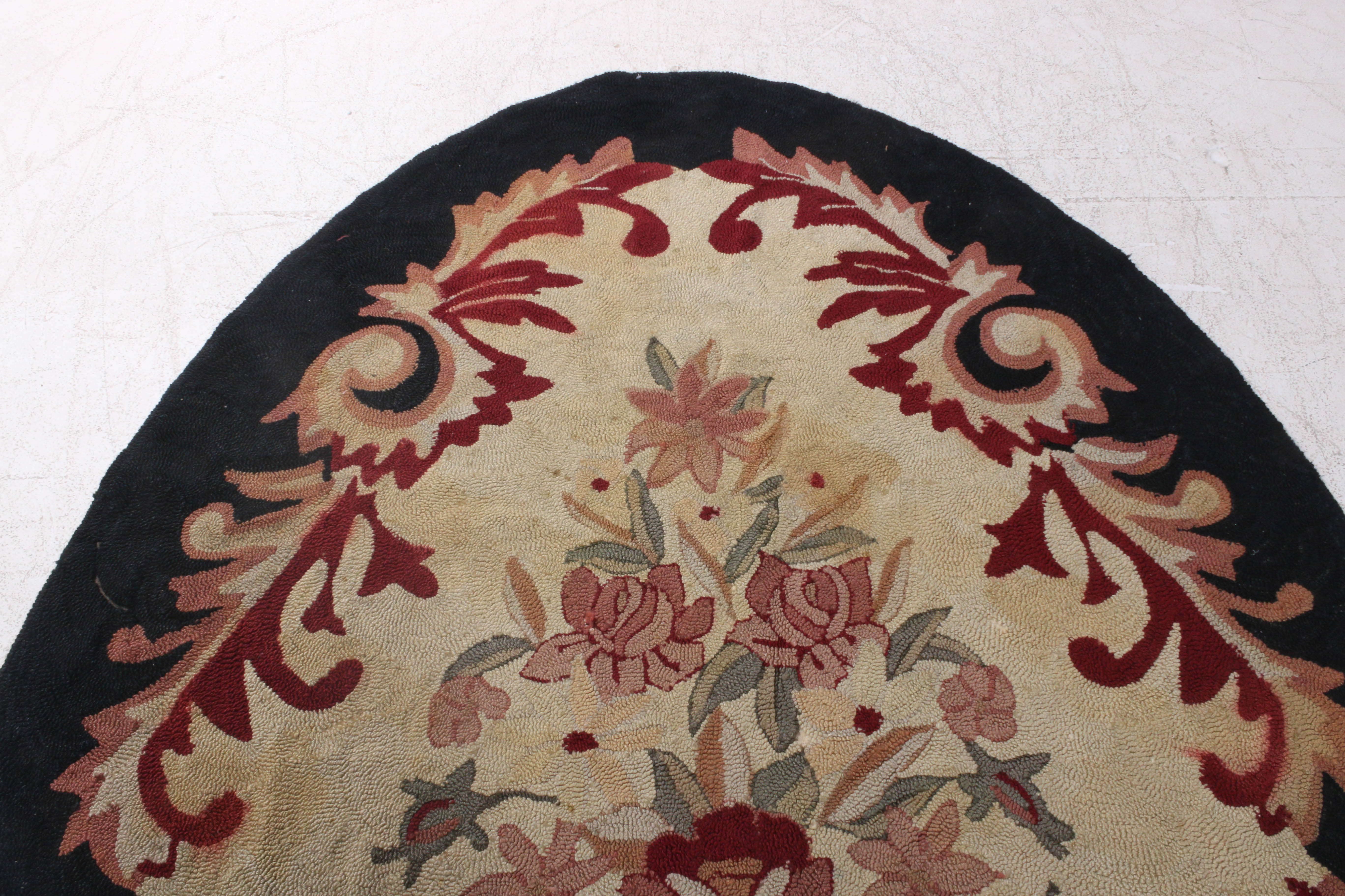 5'9 x 8'9 Hooked Floral Oval Rug, Wool Circa 1930