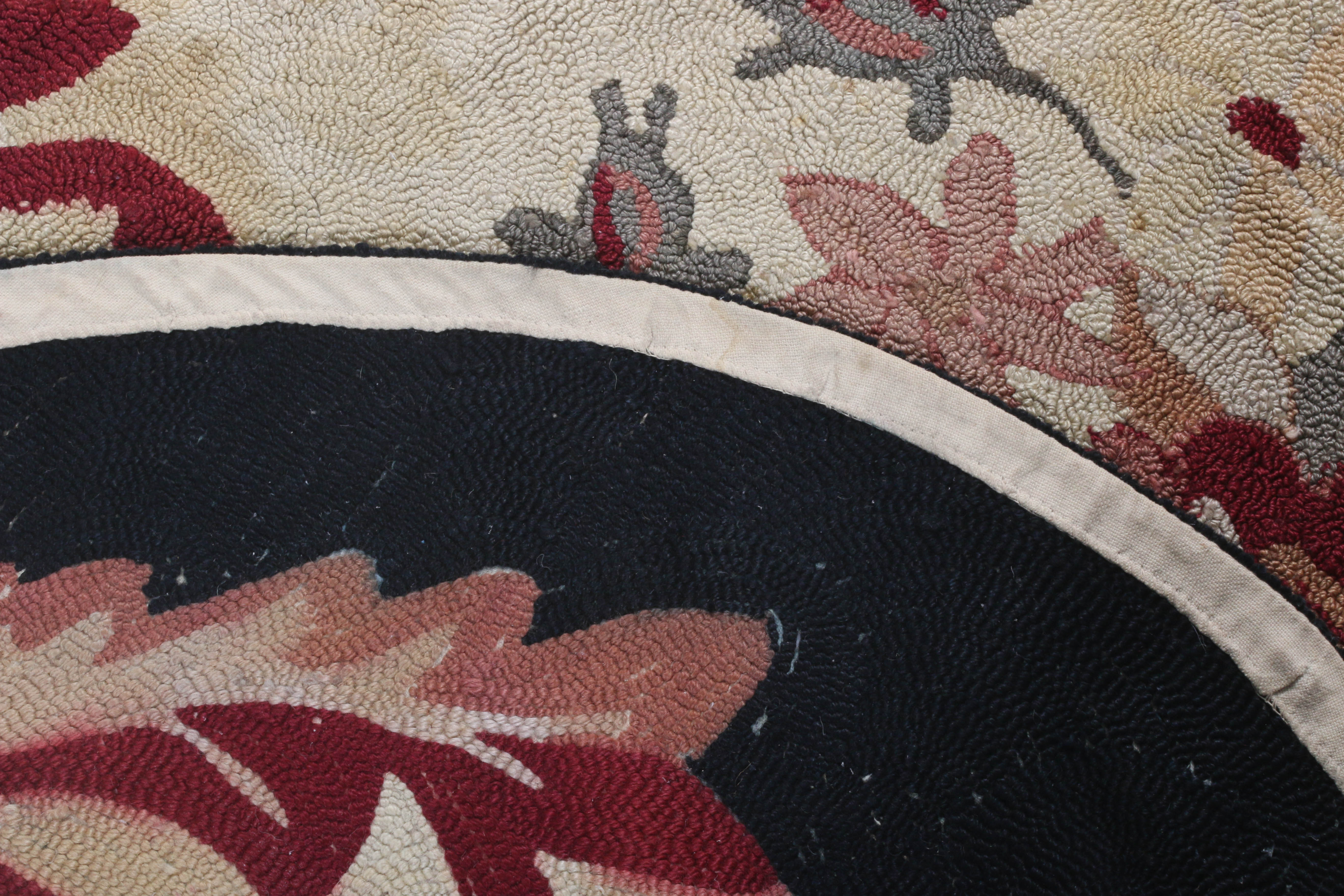 5'9 x 8'9 Hooked Floral Oval Rug, Wool Circa 1930