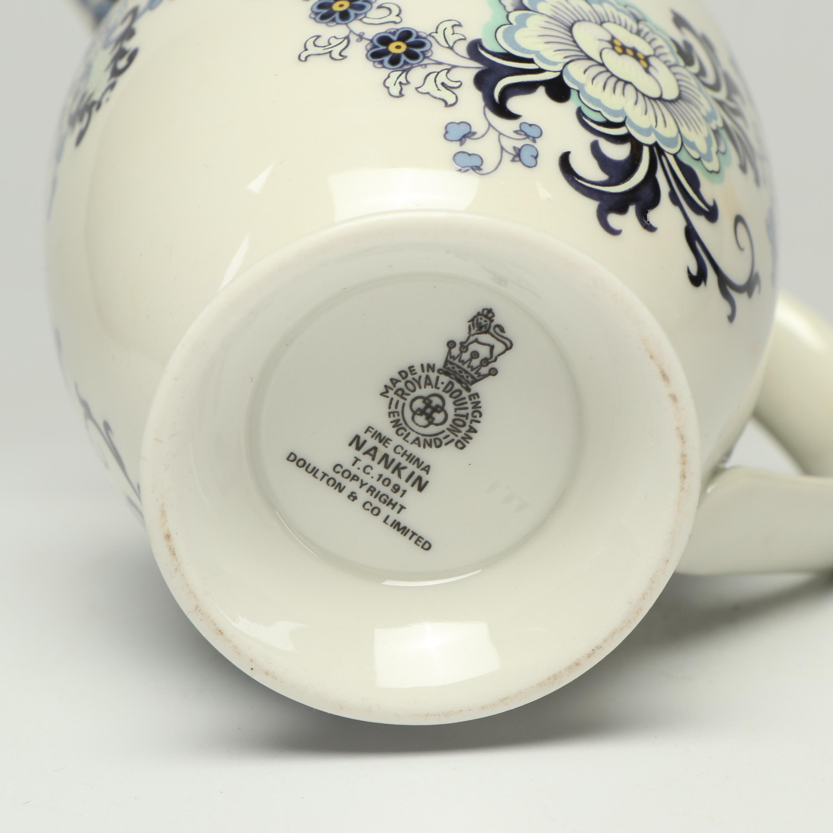 Royal Doulton "Nankin" Porcelain Coffee Pot, Creamer and Tableware EBTH