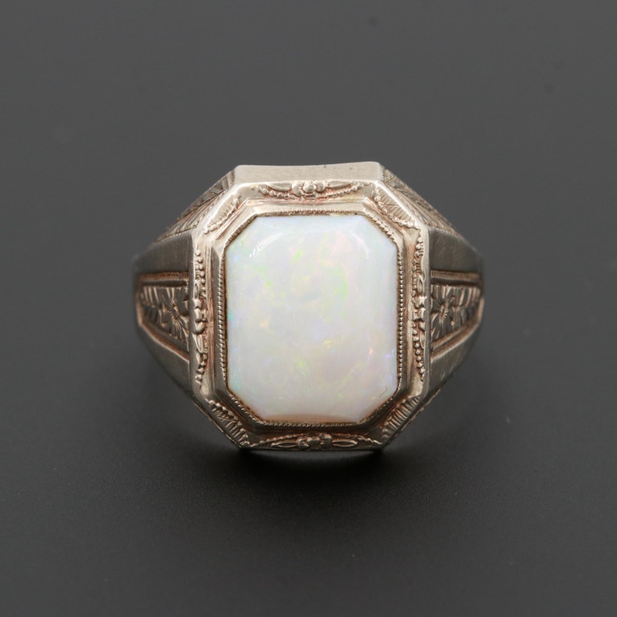 Vintage 10K White Gold Opal Ring