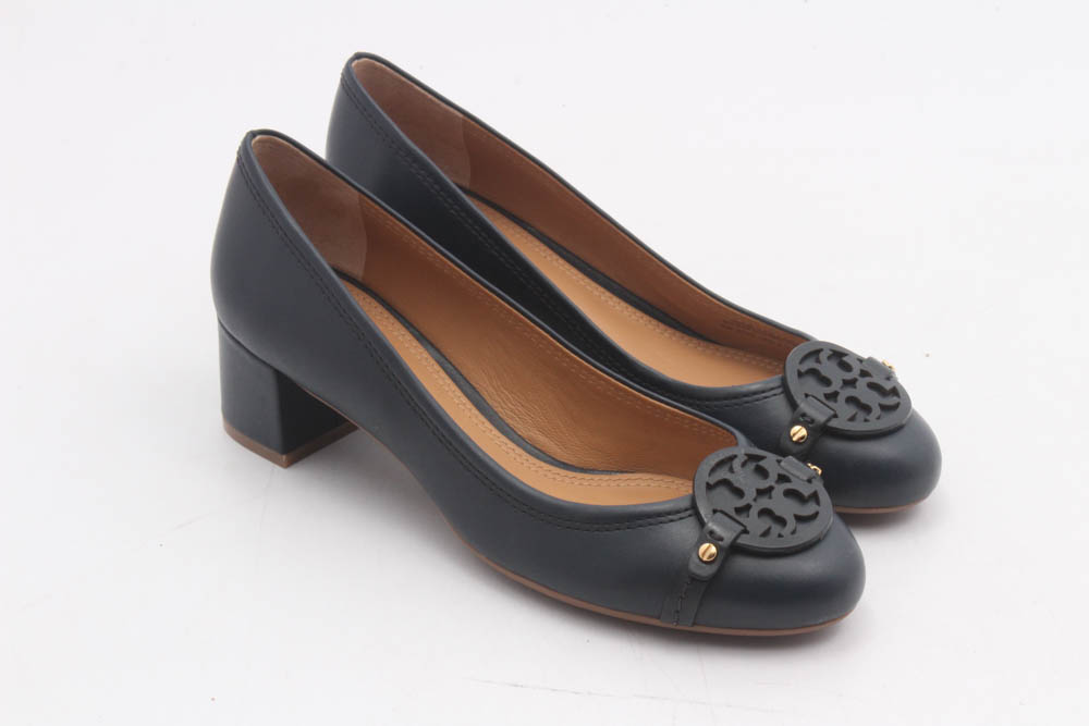 Tory Burch Navy Leather and Blue Suede Logo Low-Heeled Pumps