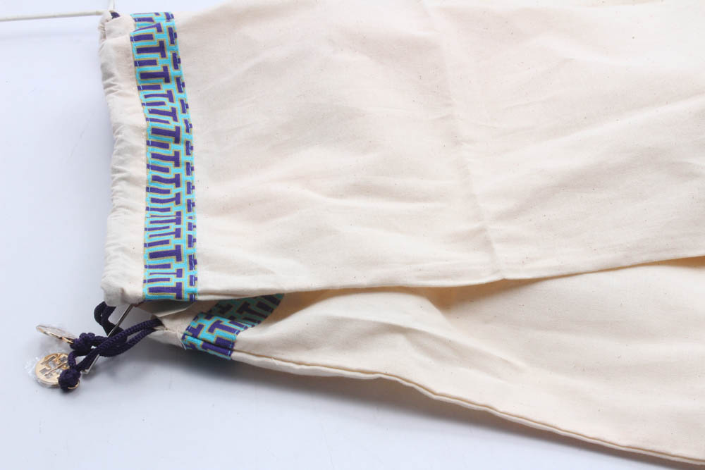 Tory Burch Navy Leather and Blue Suede Logo Low-Heeled Pumps