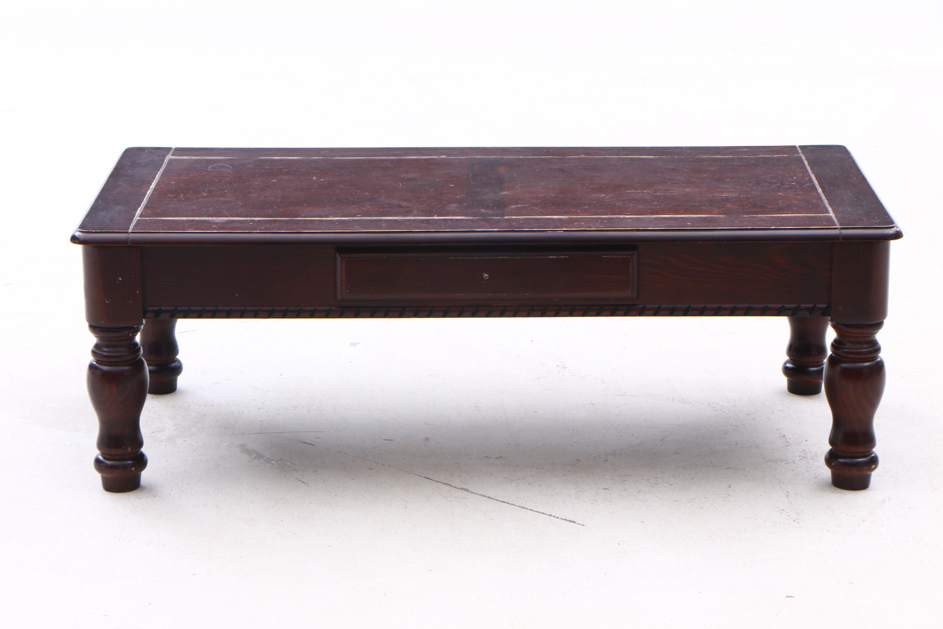 Contemporary Coffee Table by Crown Mark Inc.