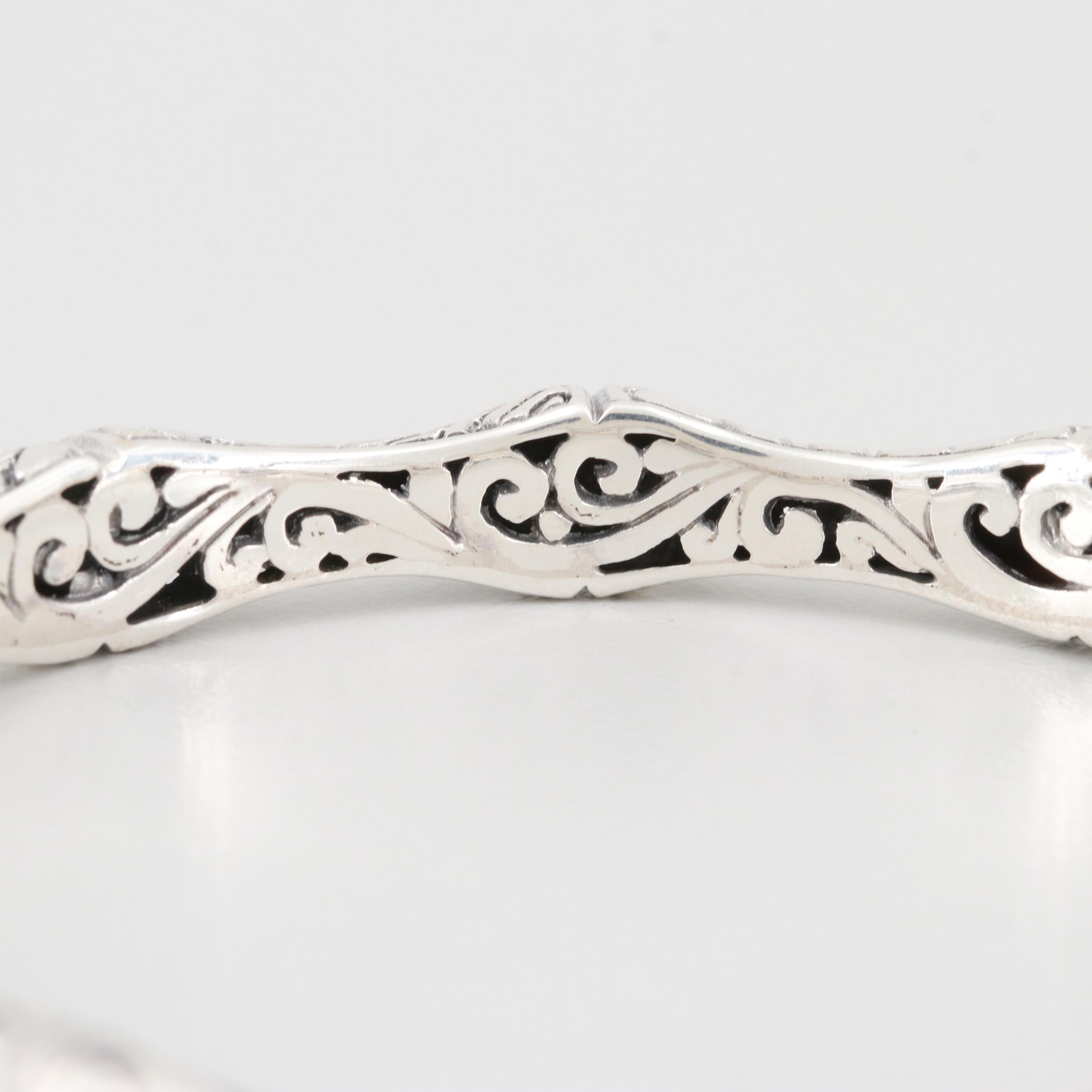 Sarda Sterling Silver Hinged Bracelet