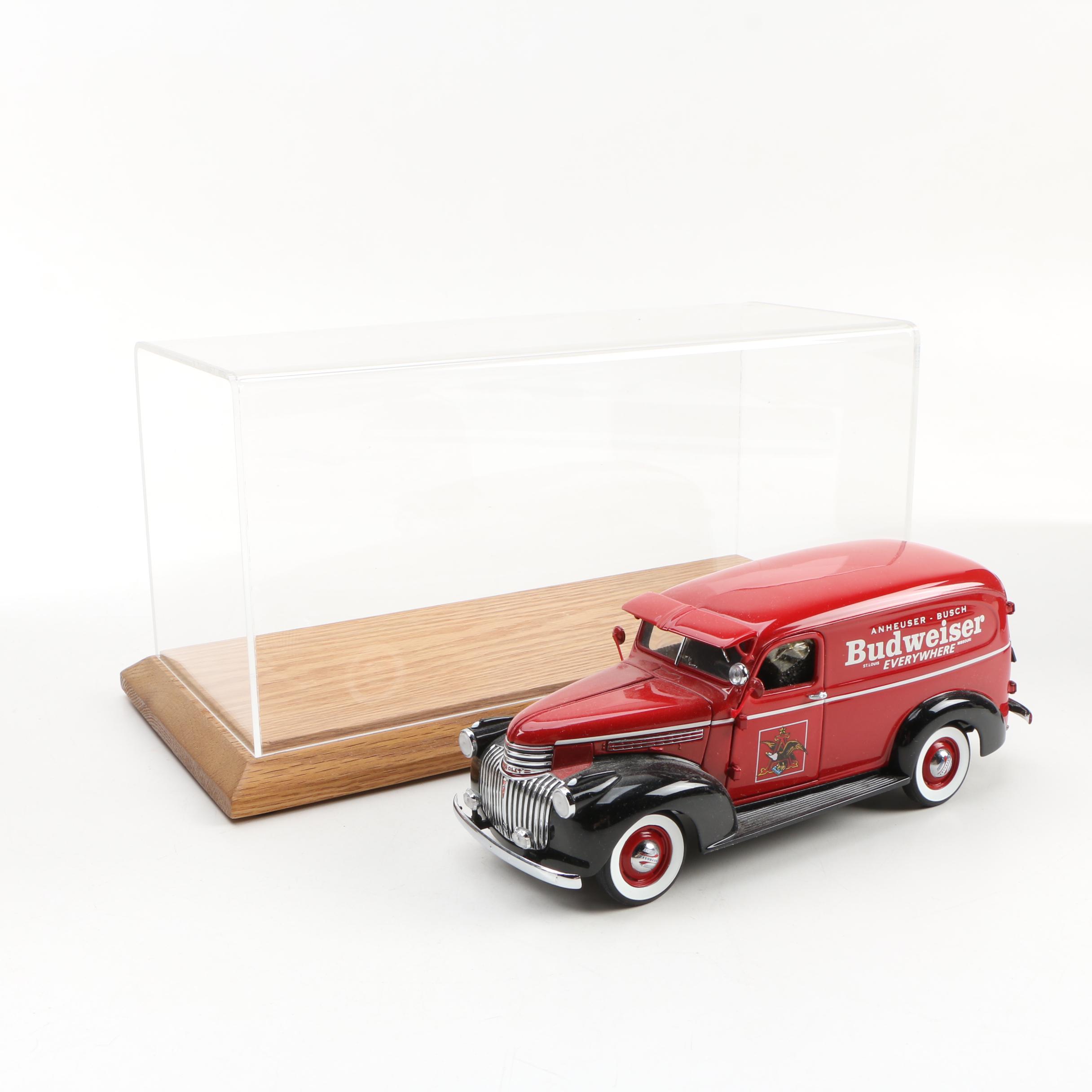 Danbury Mint Die-Cast 1941 Budweiser Delivery Truck with Display Case, 1999