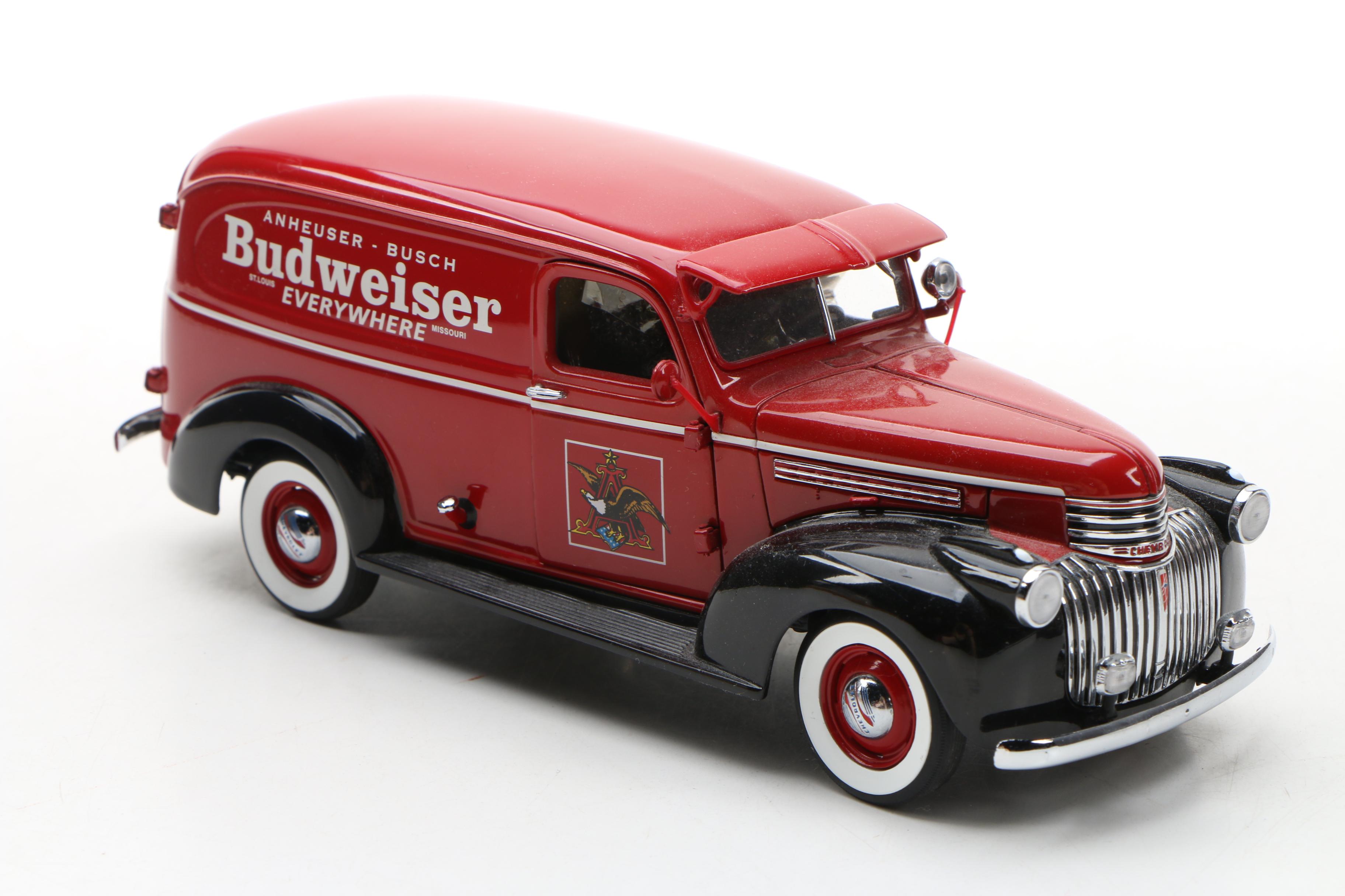 Danbury Mint Die-Cast 1941 Budweiser Delivery Truck with Display Case, 1999