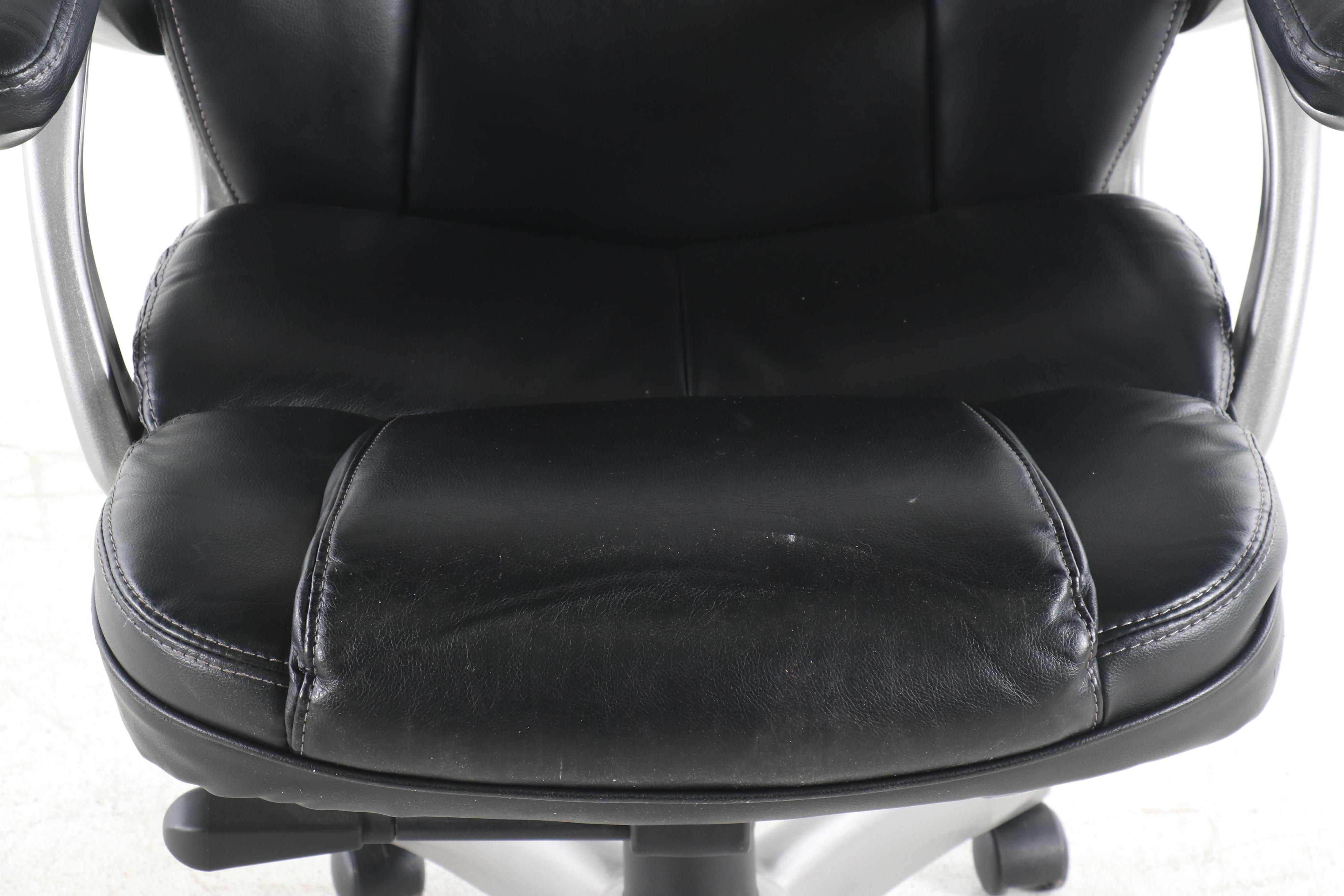 Global Furniture "Osgood" Office Chair, Contemporary