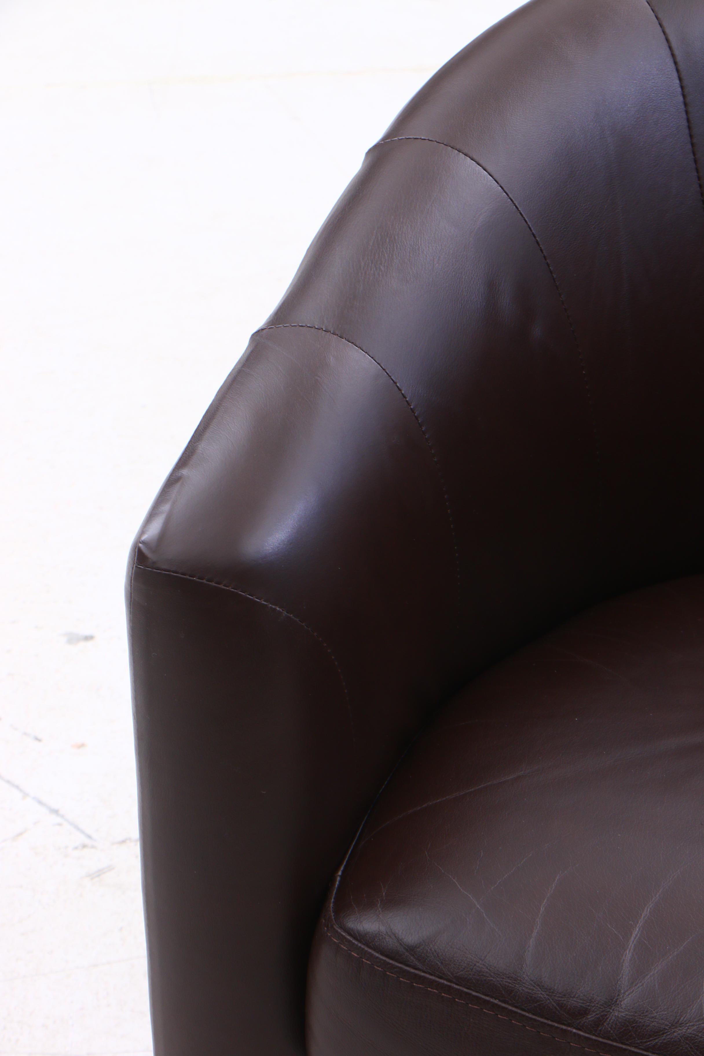 Natuzzi "Mazaro" Leather Swivelling Barrel Chair, Contemporary