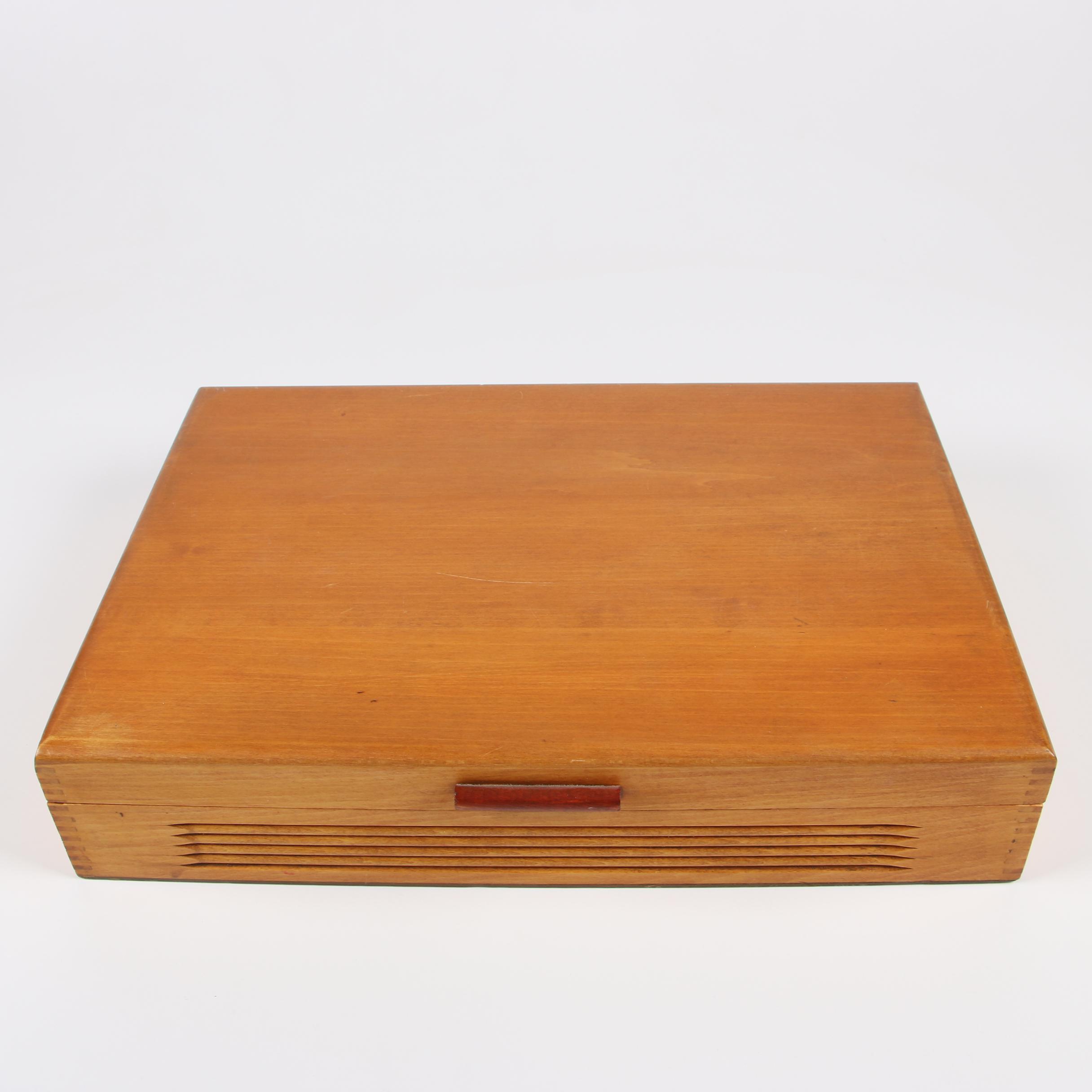 Wm Rogers "Beloved" Silver Plate Flatware, Mid-Century