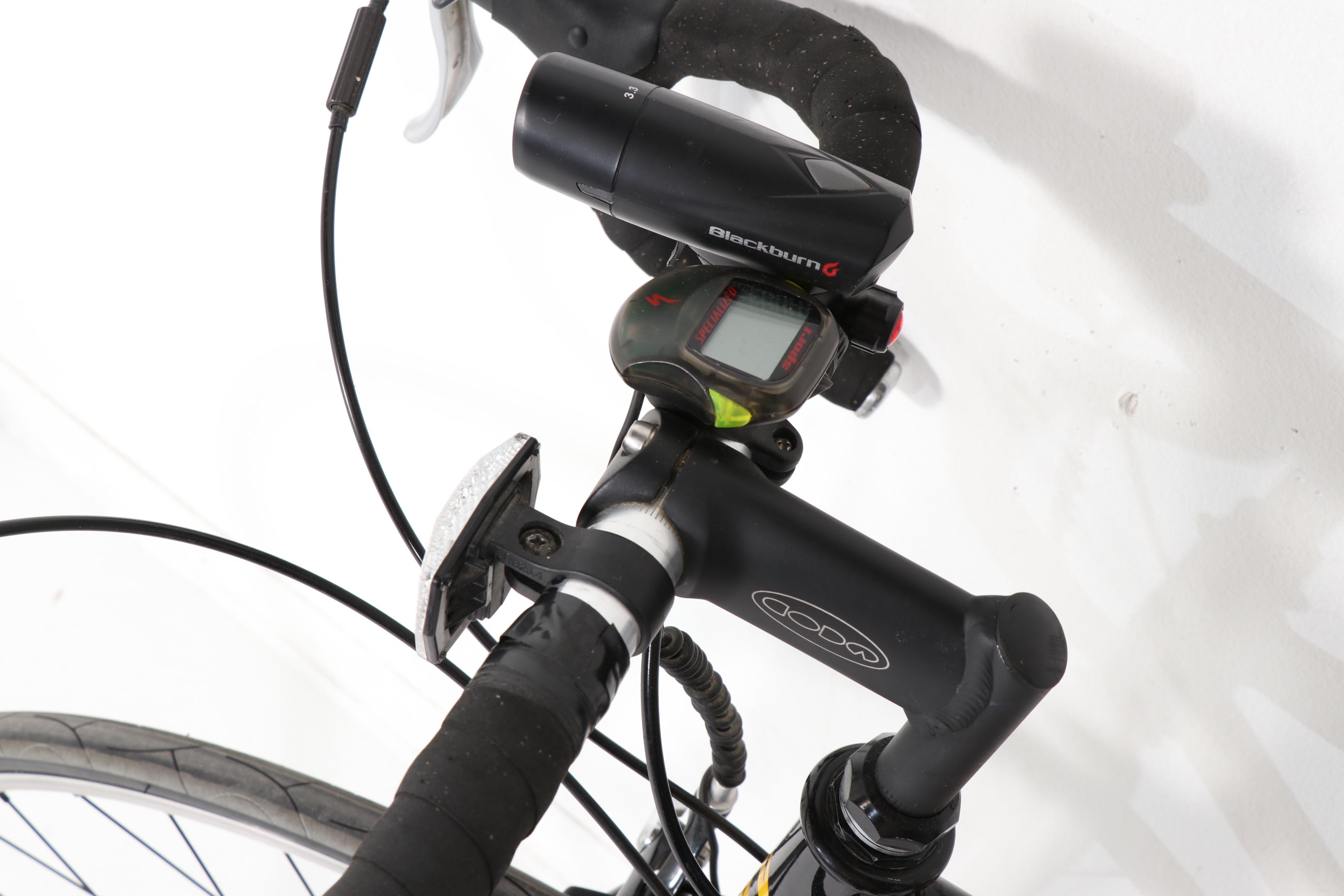 Cannondale CAAD 3 R400 Road Bike with Pump and Valve Tubes