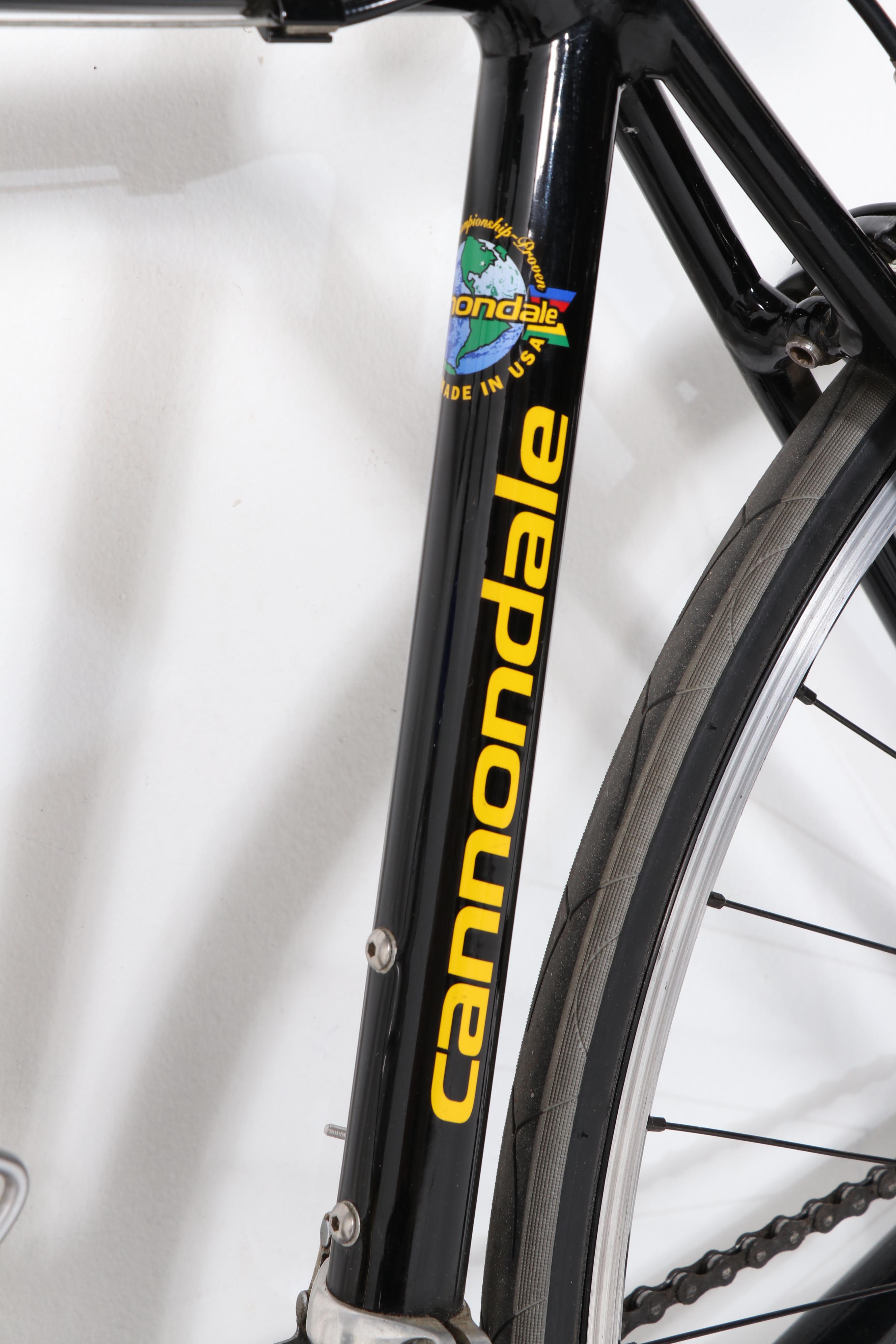 Cannondale CAAD 3 R400 Road Bike with Pump and Valve Tubes