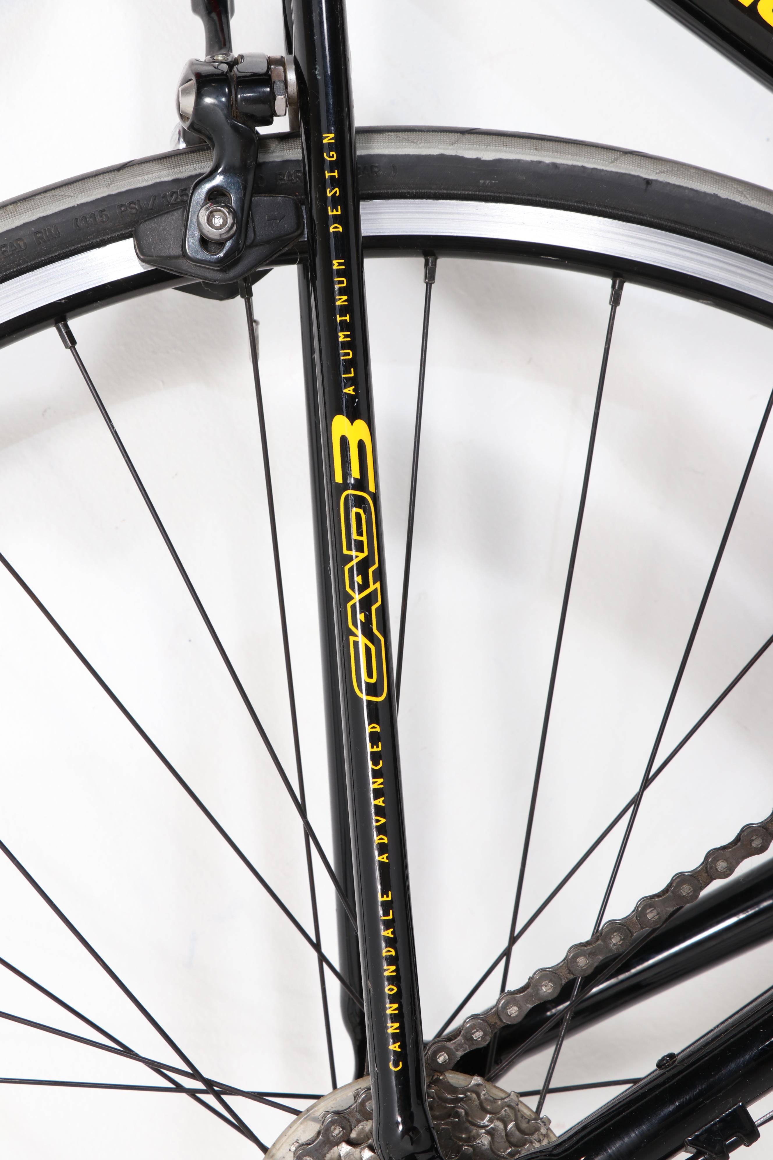 Cannondale CAAD 3 R400 Road Bike with Pump and Valve Tubes