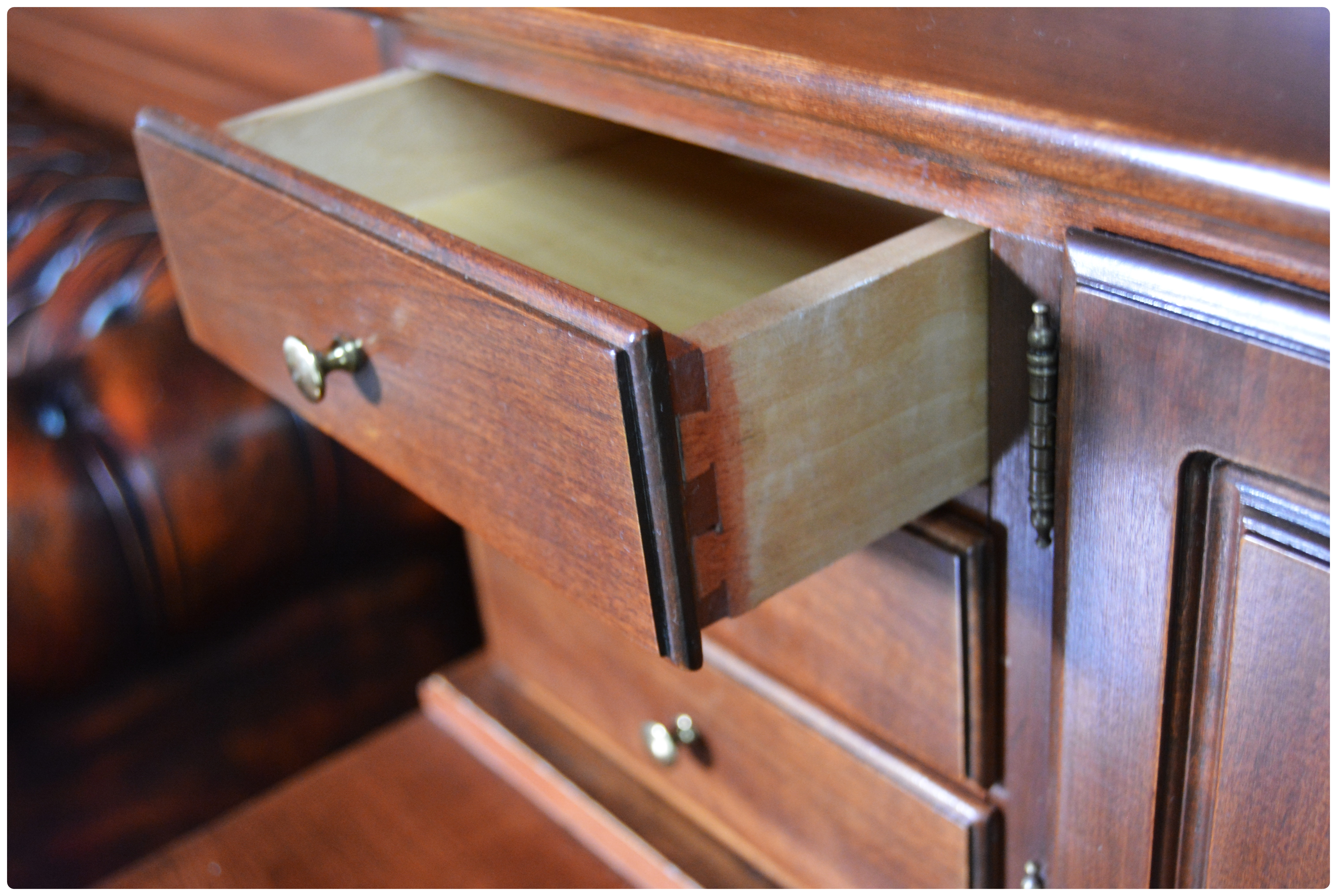 Jamestown Sterling Cherry Sheraton Style Writing Desk, Contemporary