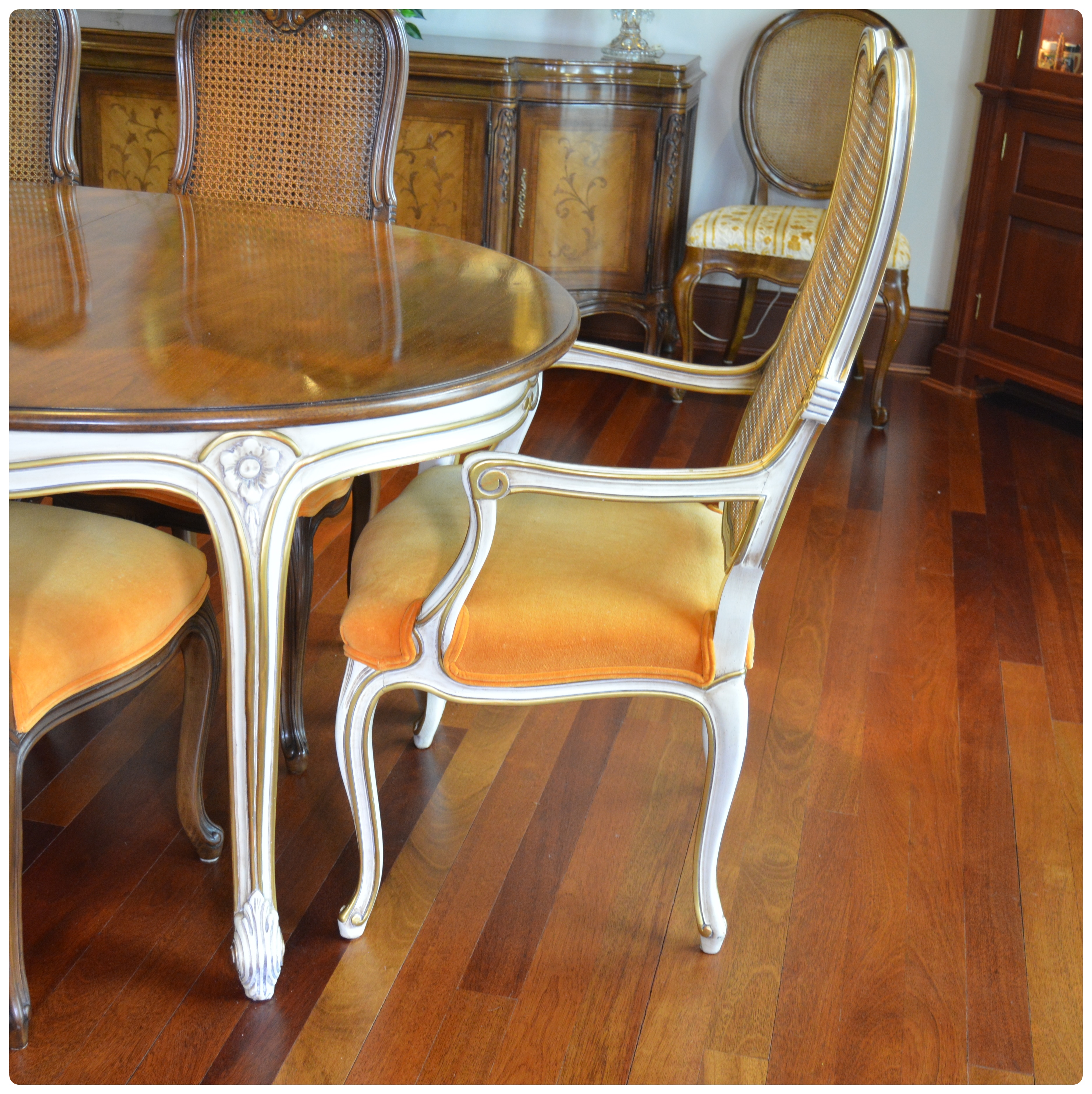 Karges French Provincial Dining Table and Dining Chairs, Mid to Late 20th C.