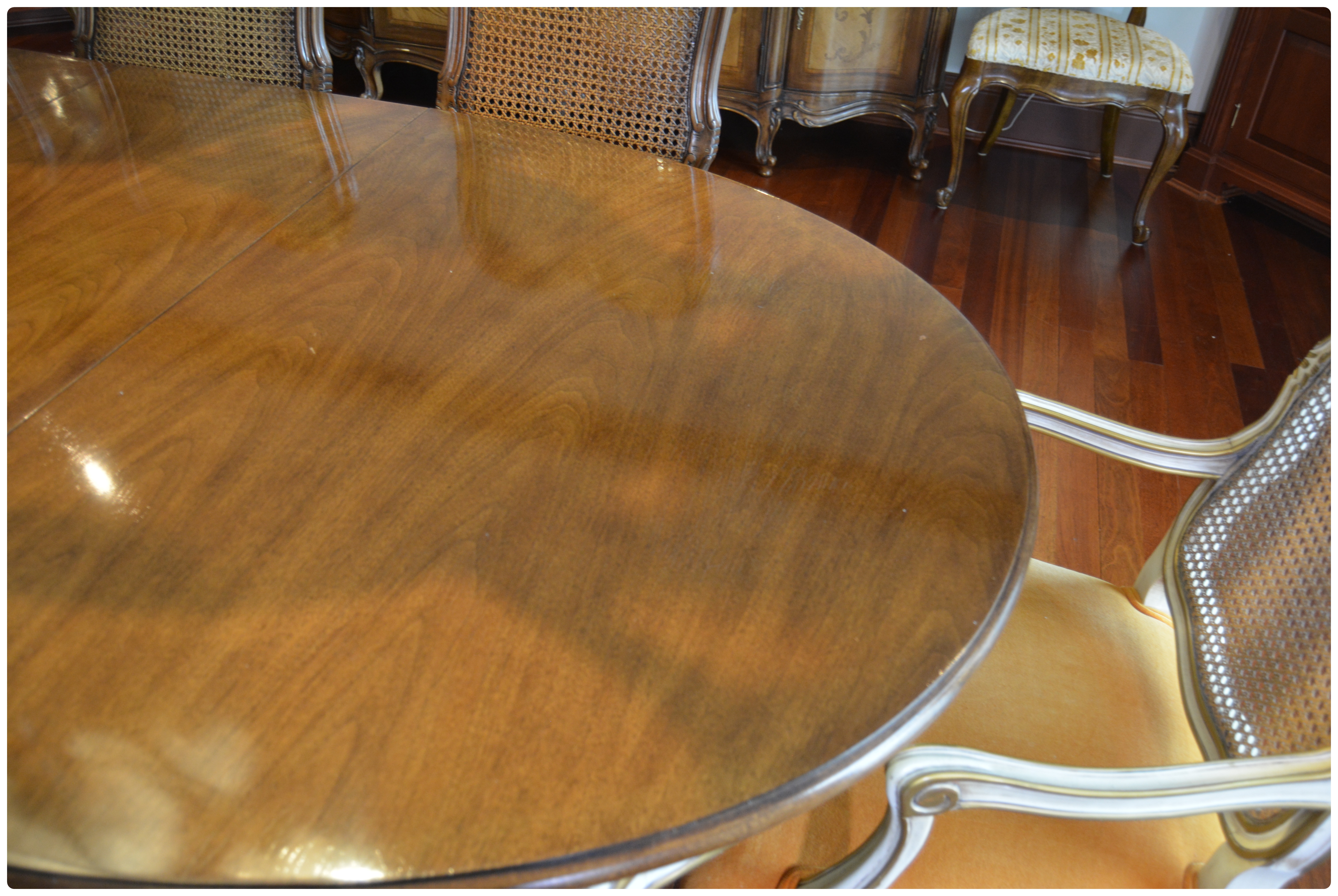 Karges French Provincial Dining Table and Dining Chairs, Mid to Late 20th C.