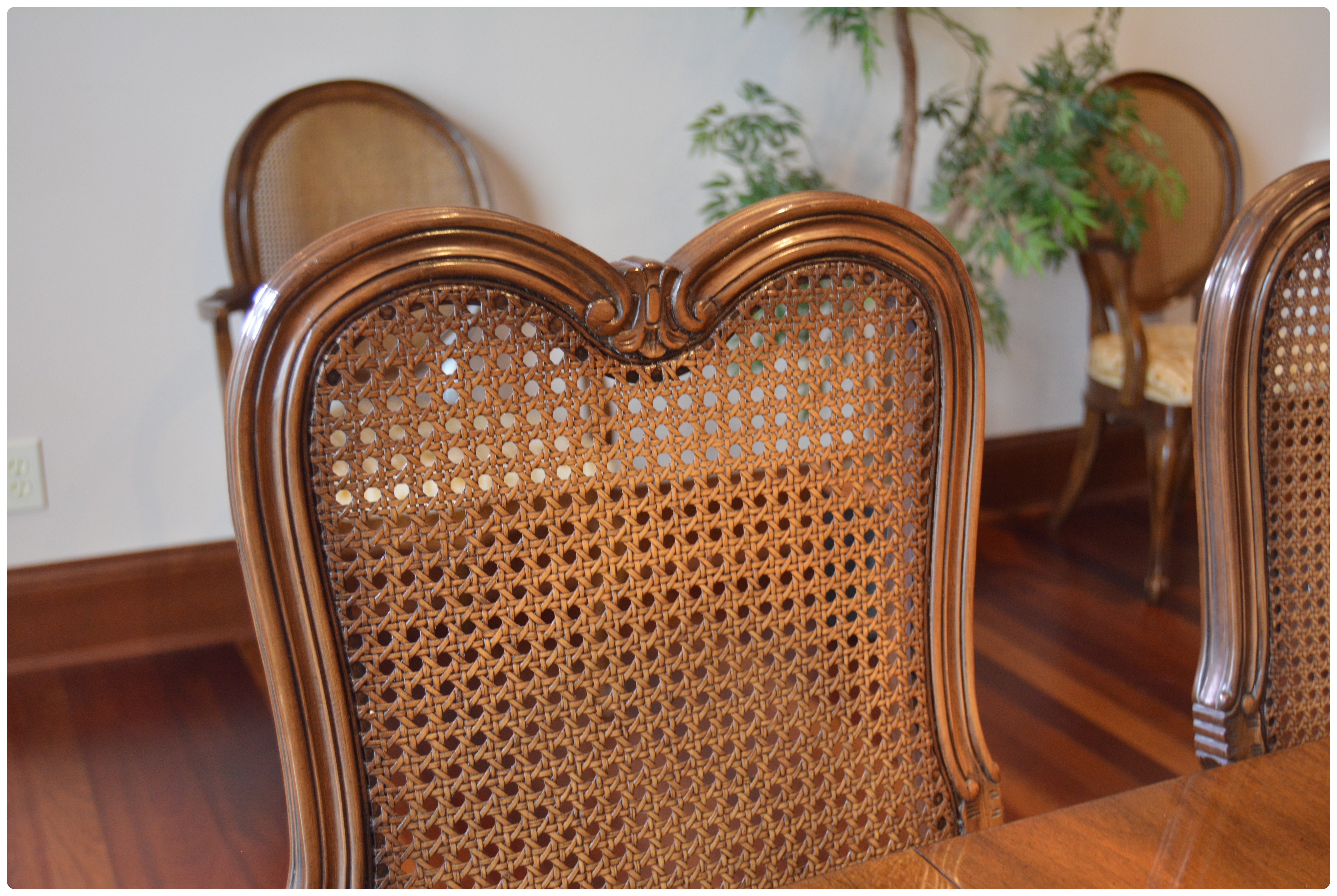 Karges French Provincial Dining Table and Dining Chairs, Mid to Late 20th C.