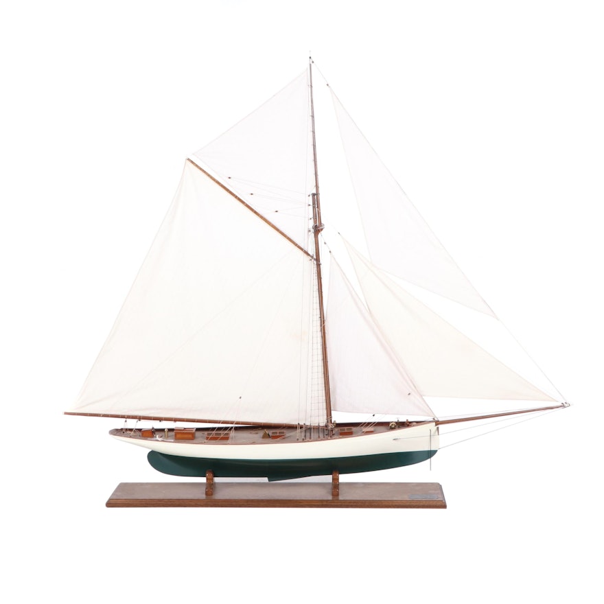 Scale Model 1885 America's Cup Yacht "Puritan"