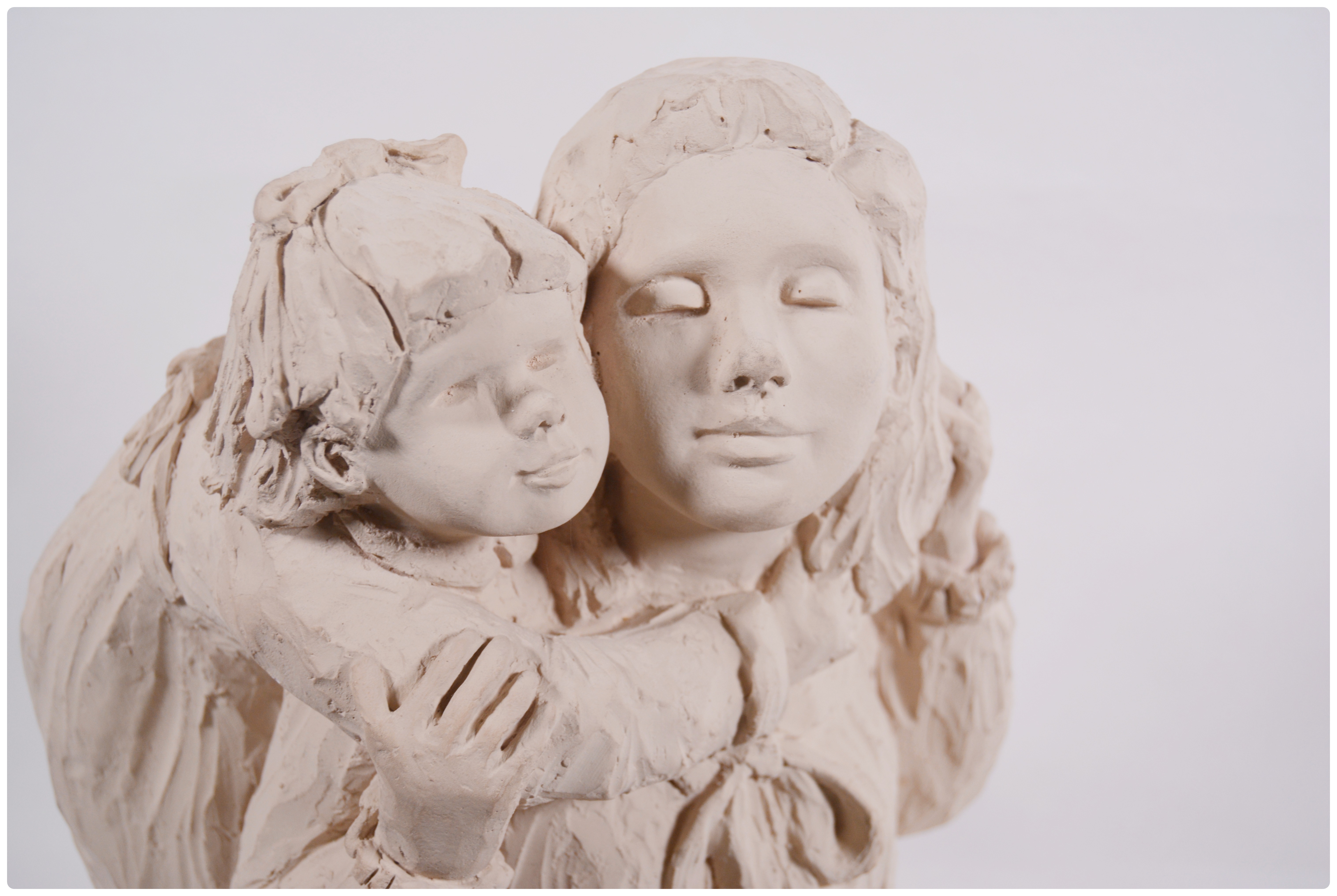 Dee Crowley For Austin Productions Bright Eyes Collection Sculpture