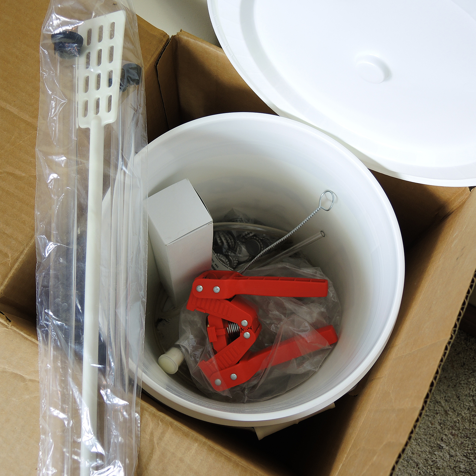 Beer Home Brewing Kit, Bottles and 30 Qt Stainless Steel Stockpot