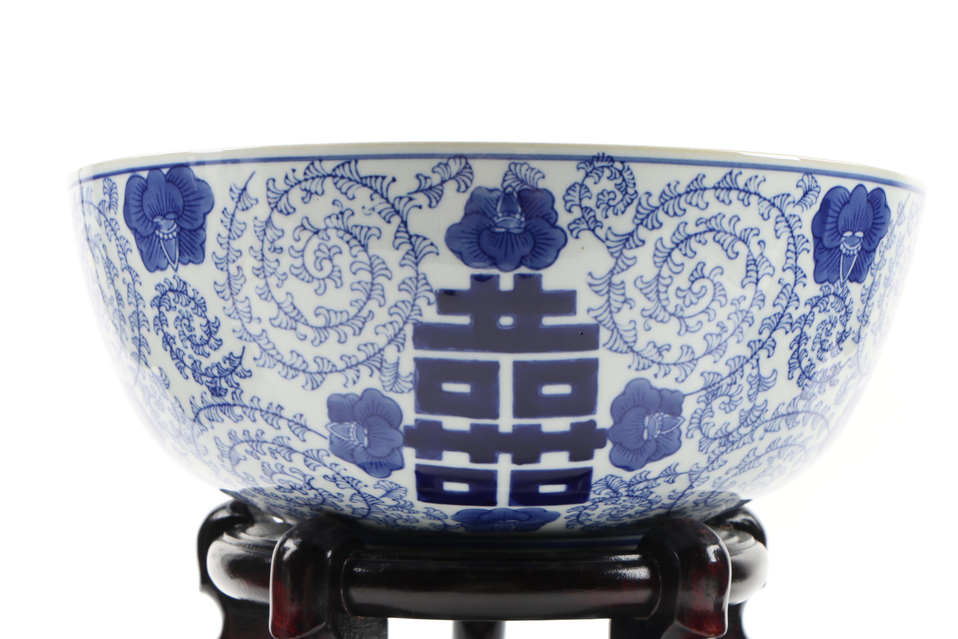 Chinese Blue and White Ceramic Double Happiness Bowl with Stand