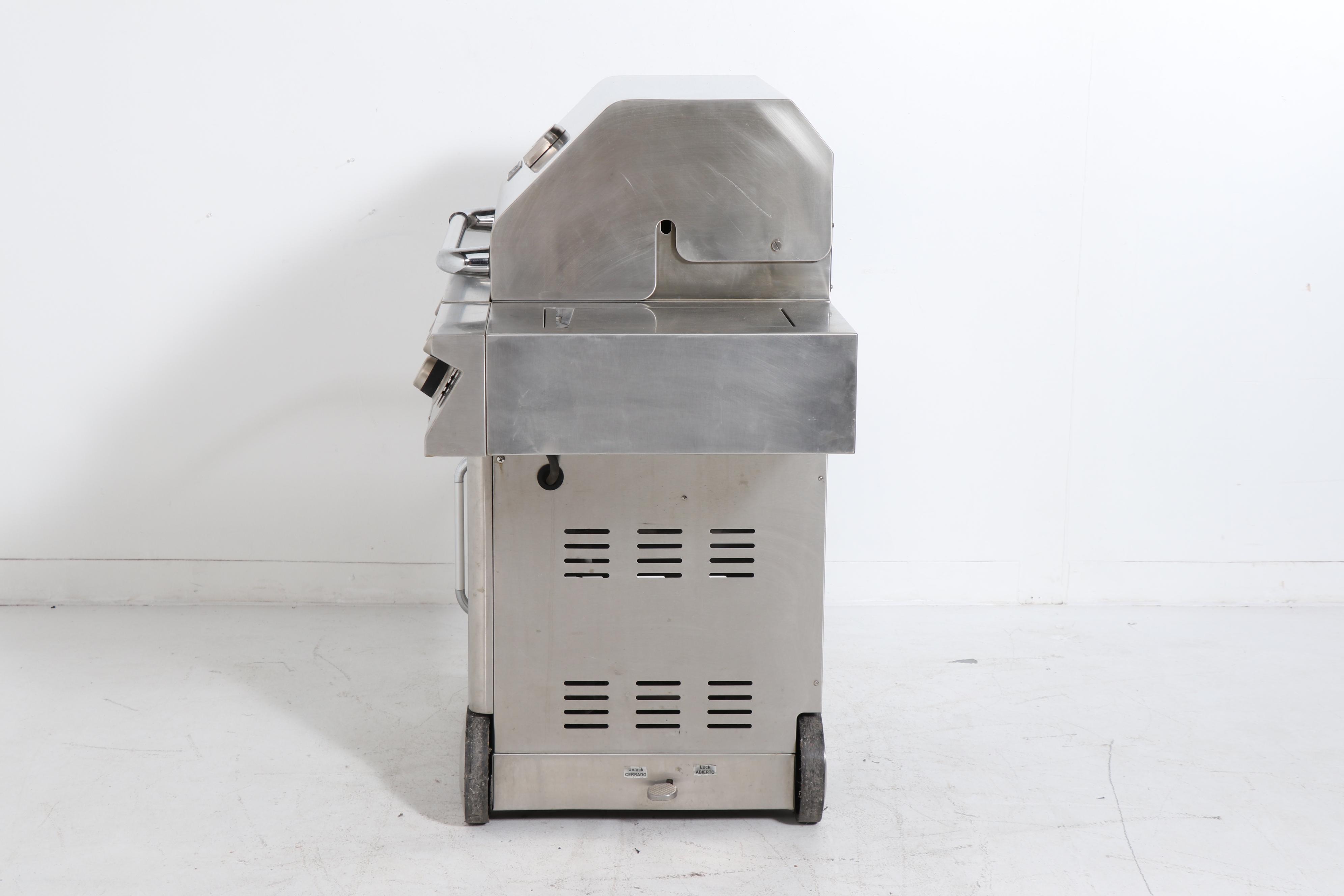 Jenn-Air Stainless Steel Four-Burner Gas Grill