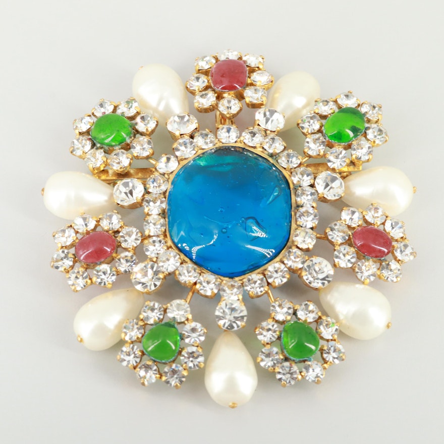 Late 1970s Chanel Gripoix Poured Glass and Imitation Pearl Brooch