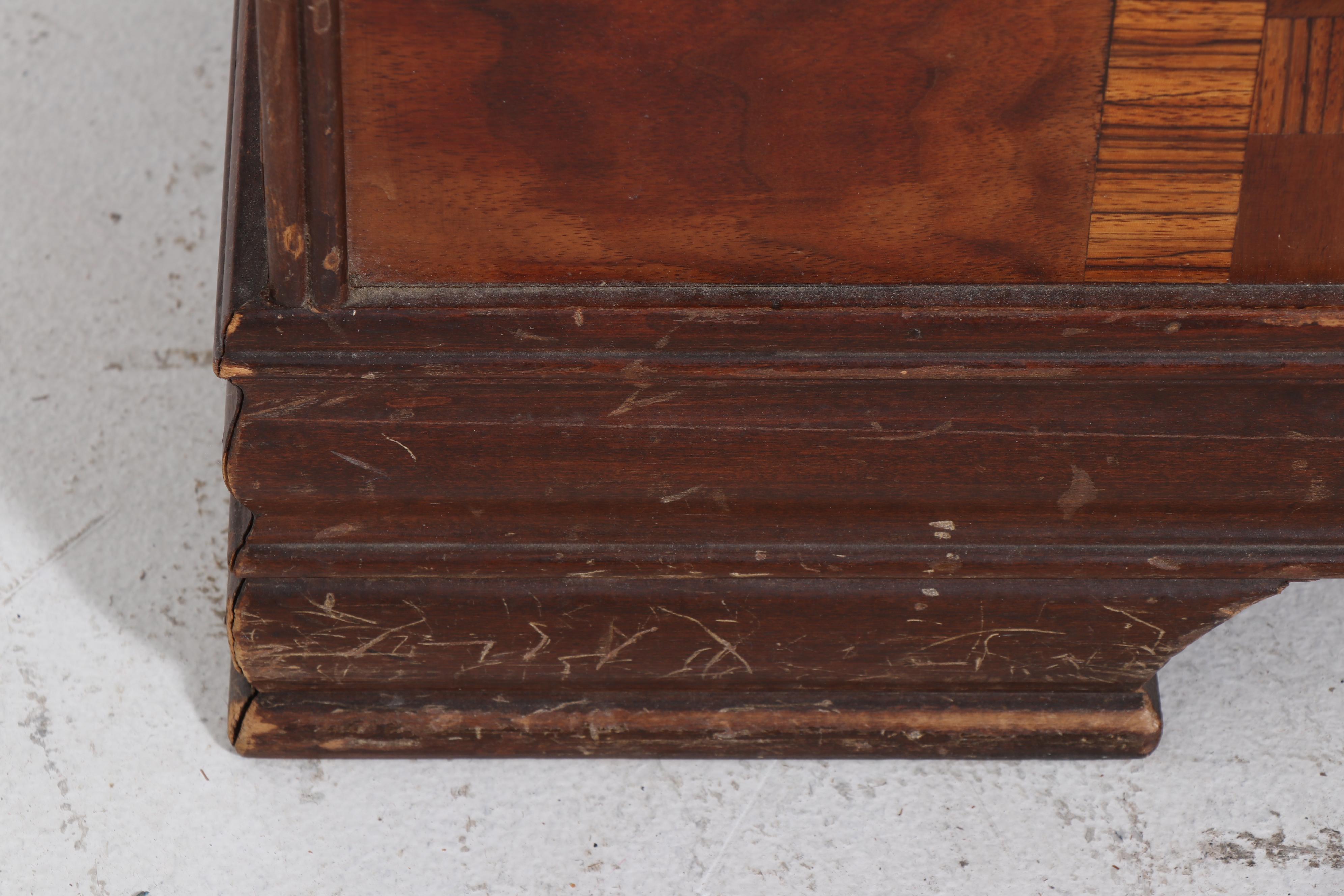 Cedar Lined Vintage Wood Hope Chest