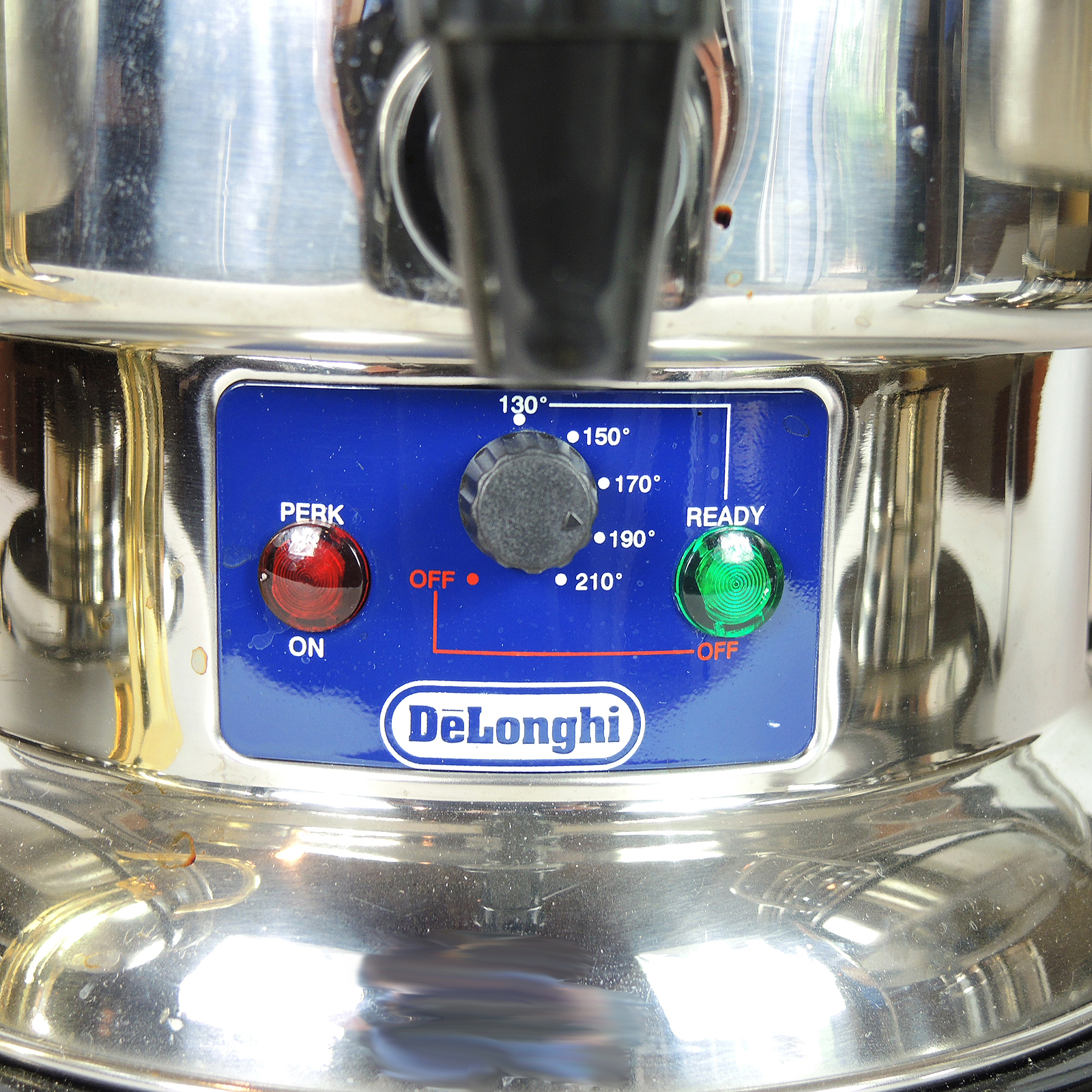 DeLonghi Ultimate Coffee Urn and Stainless Steel Chaffing Dishes