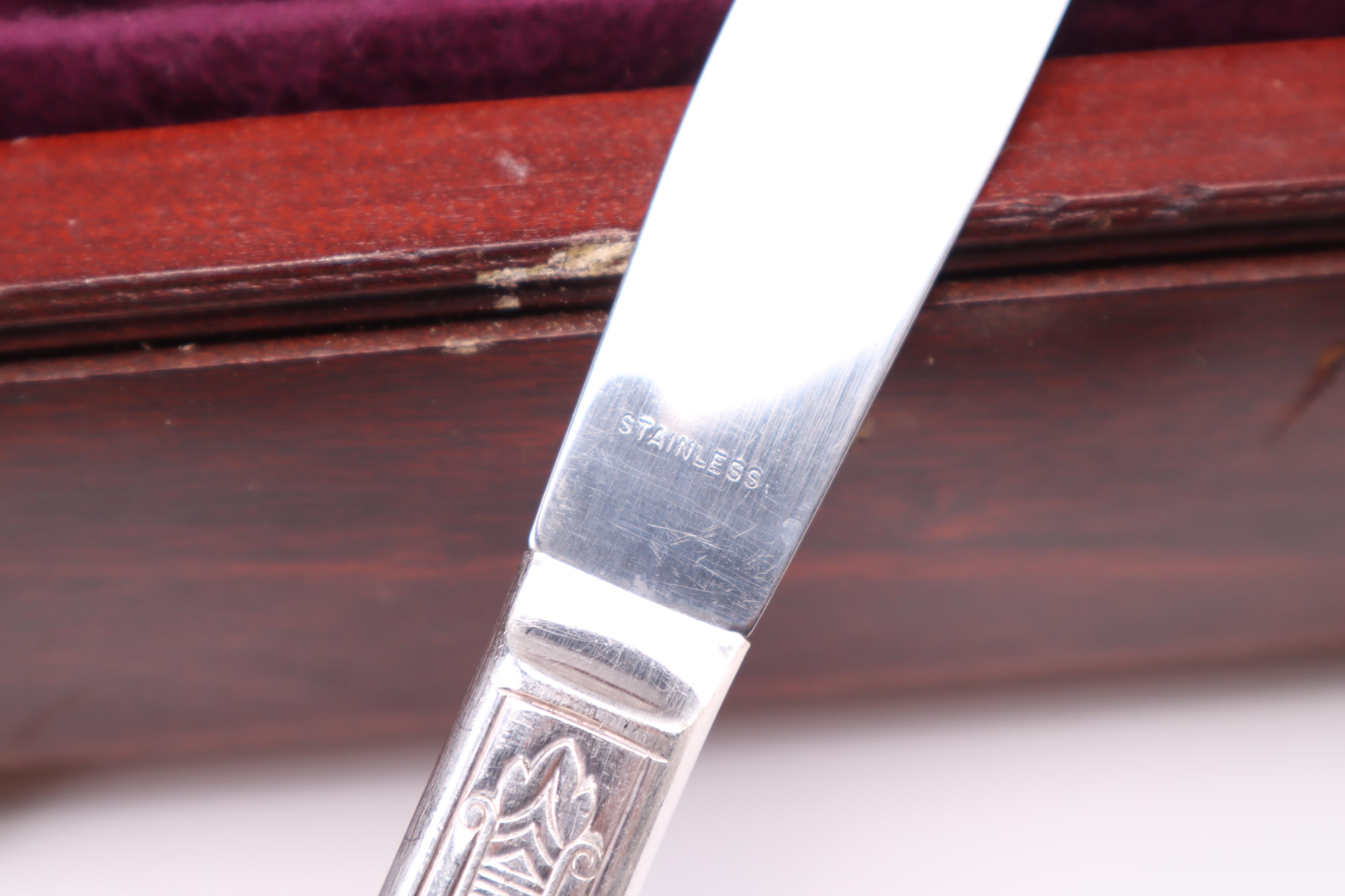 Wm Rogers Silverplate Flatware with Leonard Tray