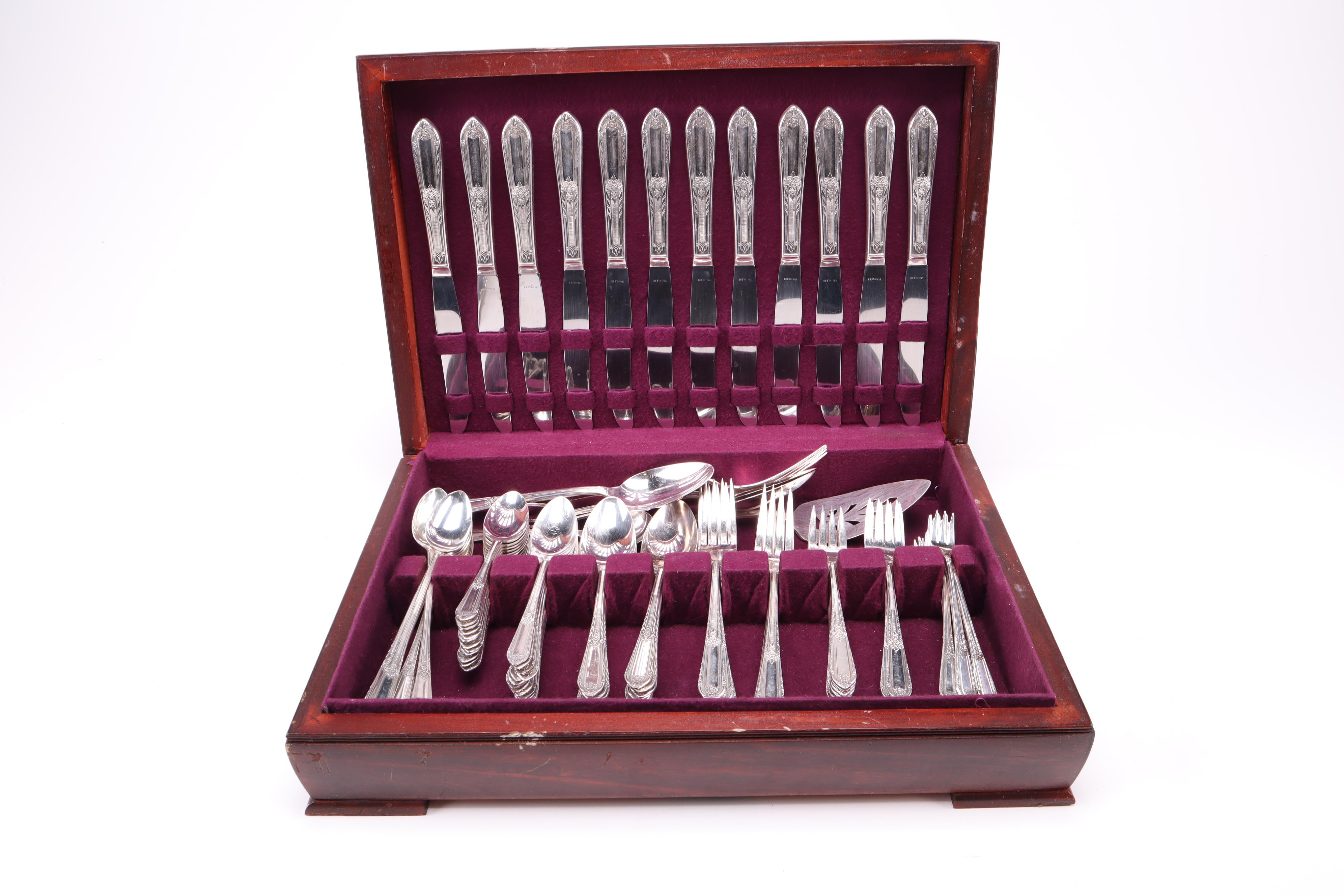 Wm Rogers Silverplate Flatware with Leonard Tray