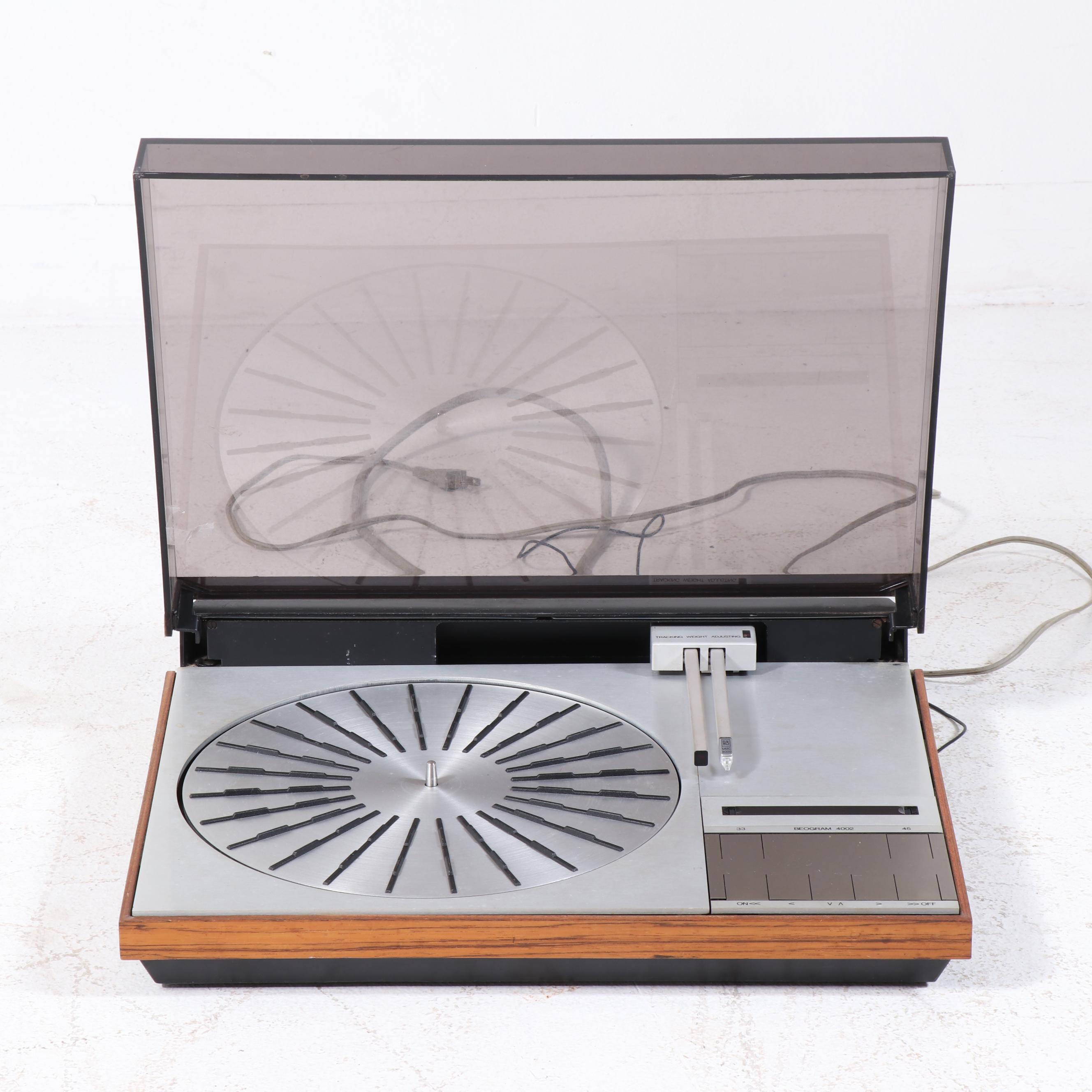 Bang & Olufsen Beogram 4002 Turntable