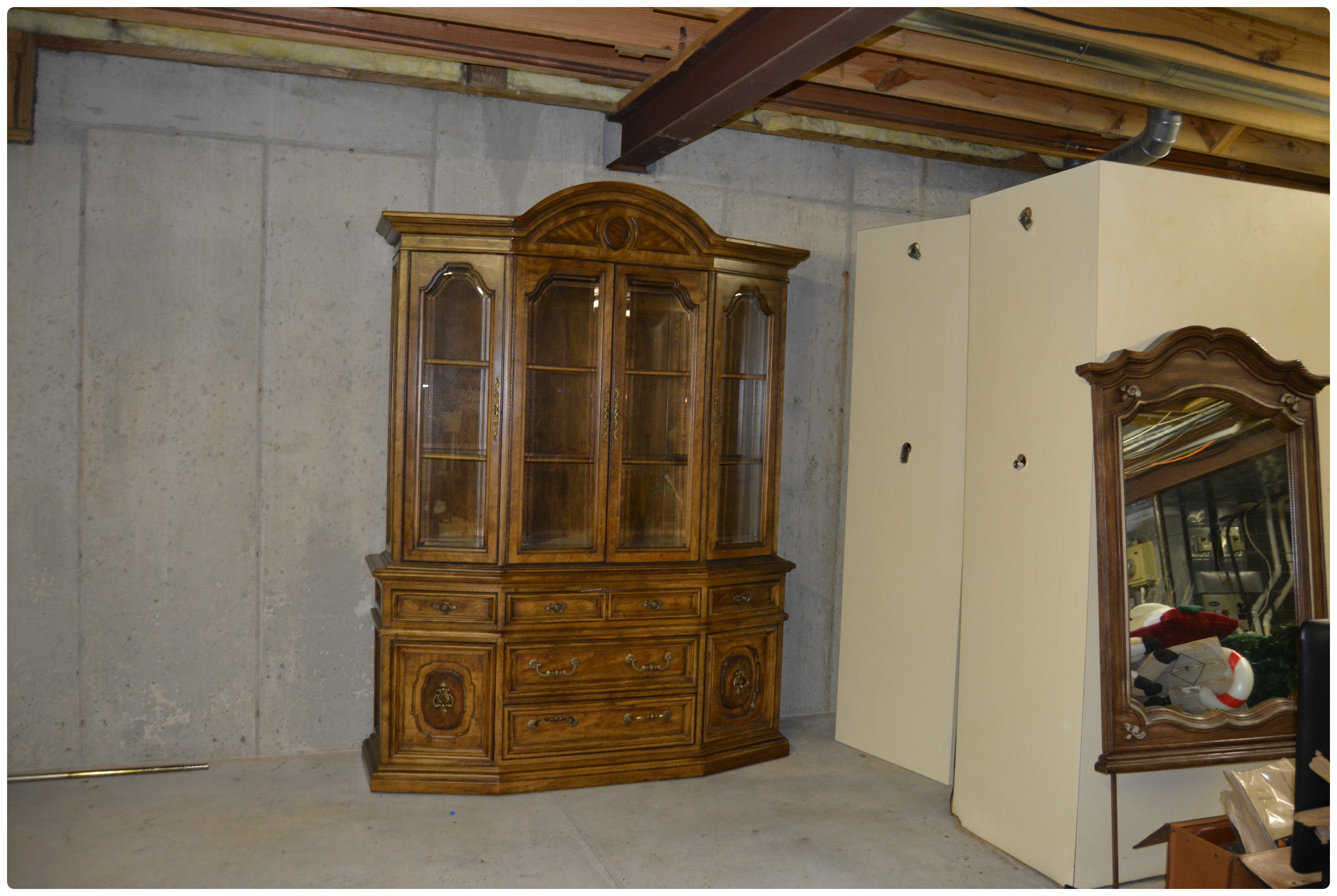 Bernhardt Hibriten Illuminated China Cabinet, 1970s