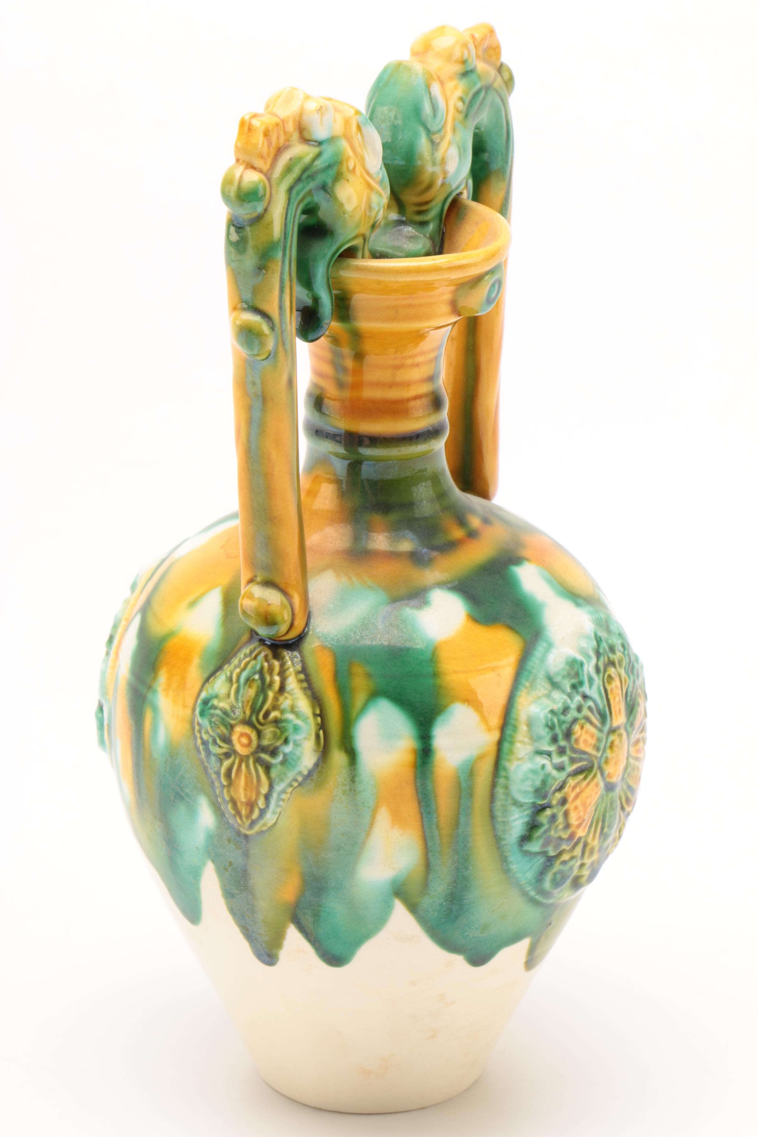 Chinese Sancai Ceramic Amphora